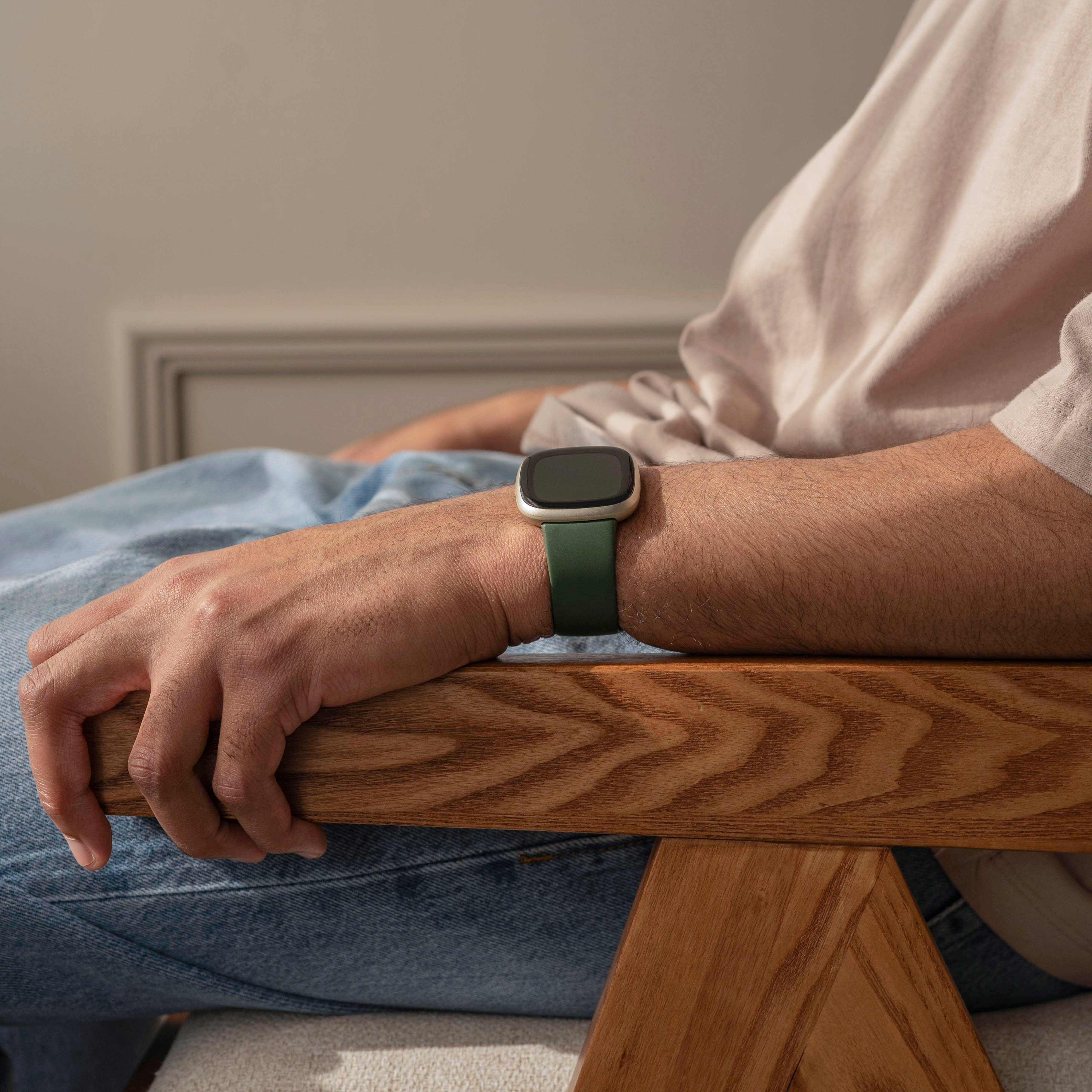 Fitbit Sense 2 Silikonarmband Classic (Dunkelgrün)