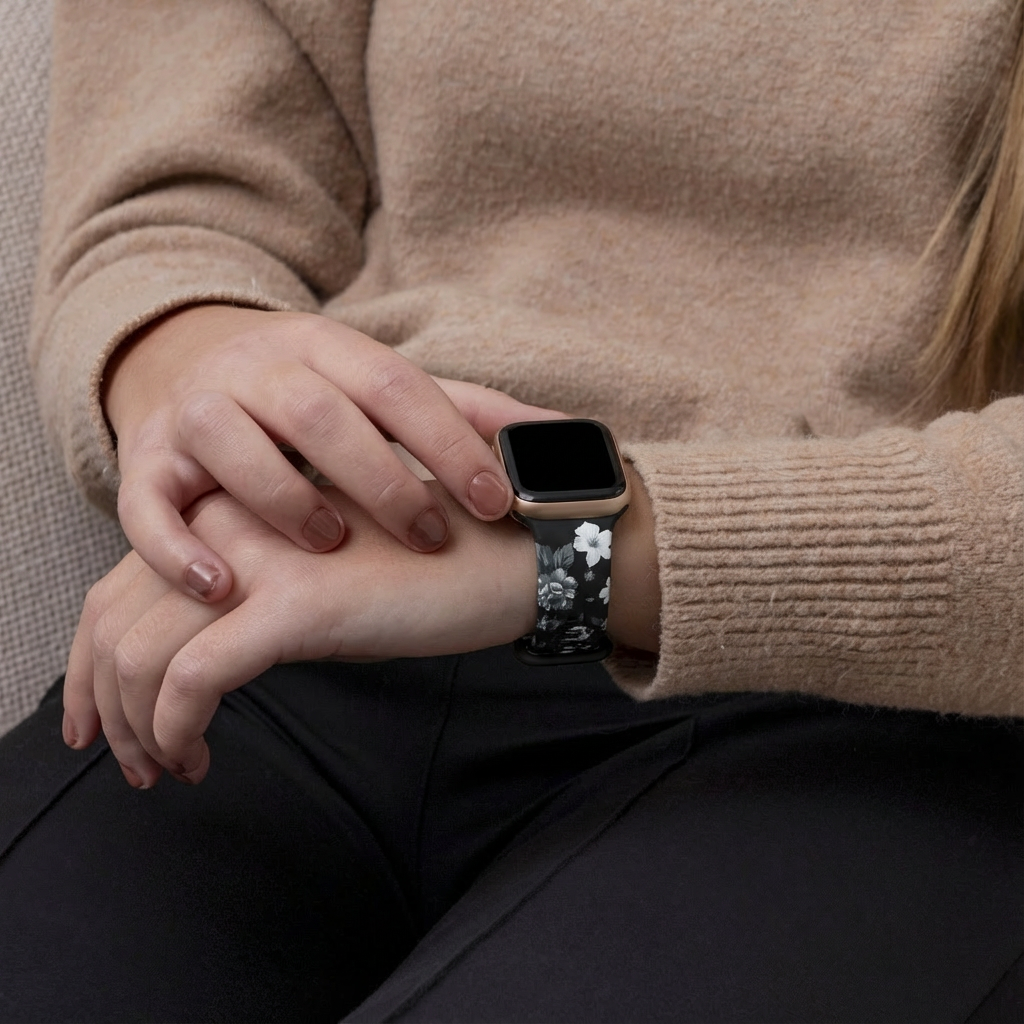 Grey Flower Apple Watch Armband