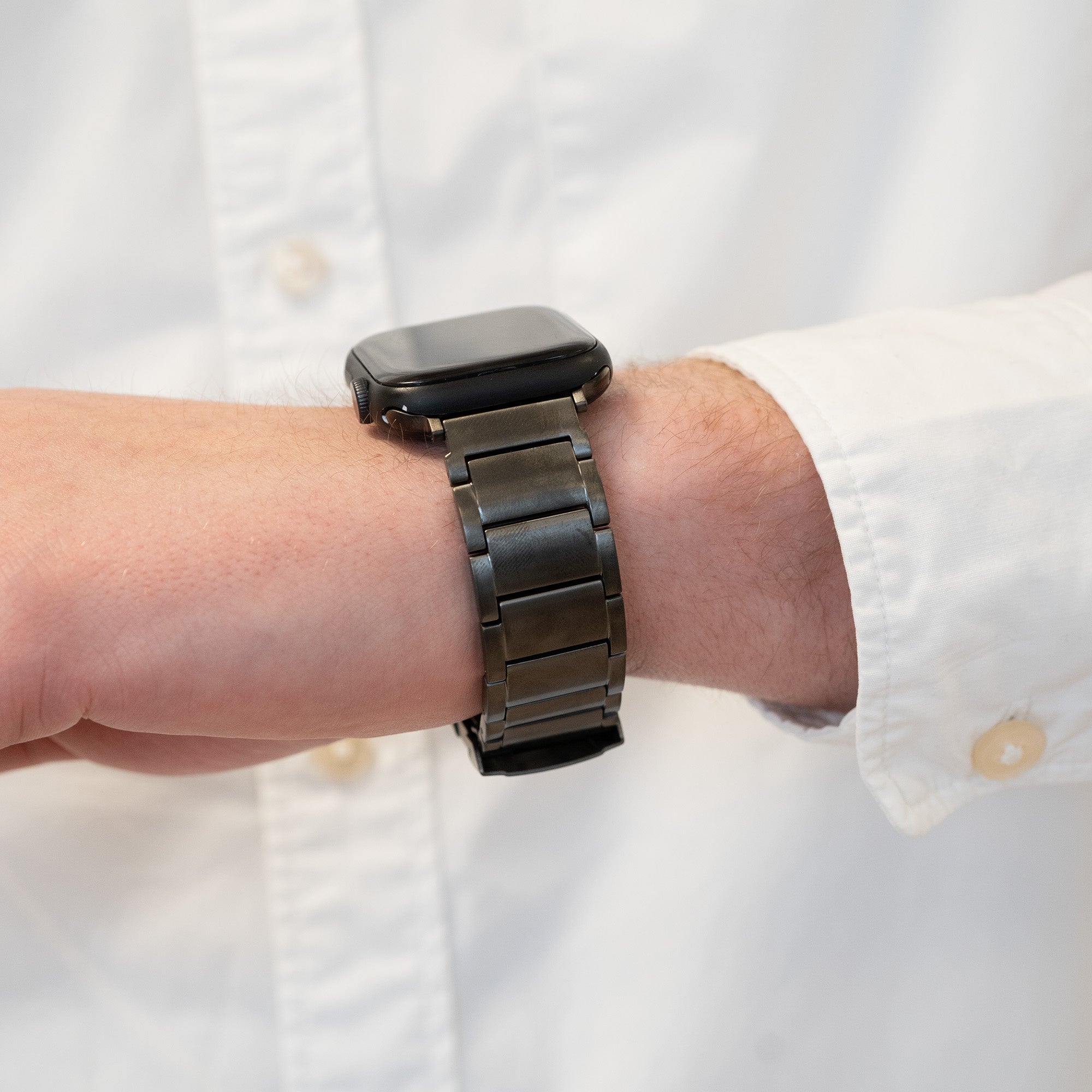 Bandz Apple Watch Titanium Strap 'Classic' (Graphite)