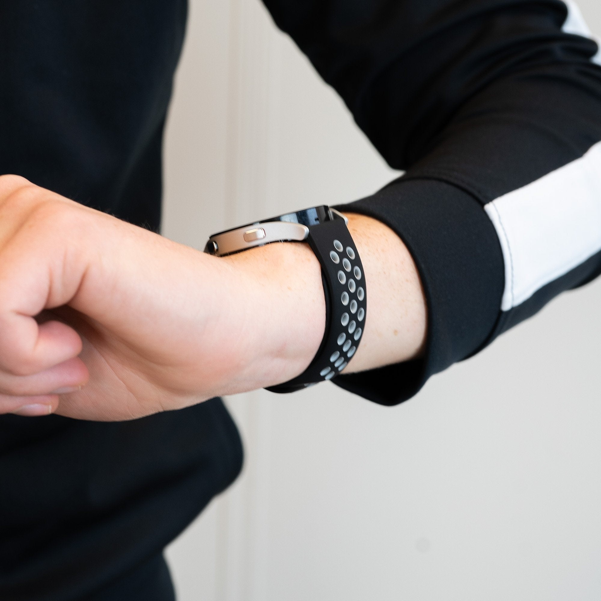 Bandz Coros Apex 42mm Sportarmband 'Deluxe' (Schwarz/Grau)