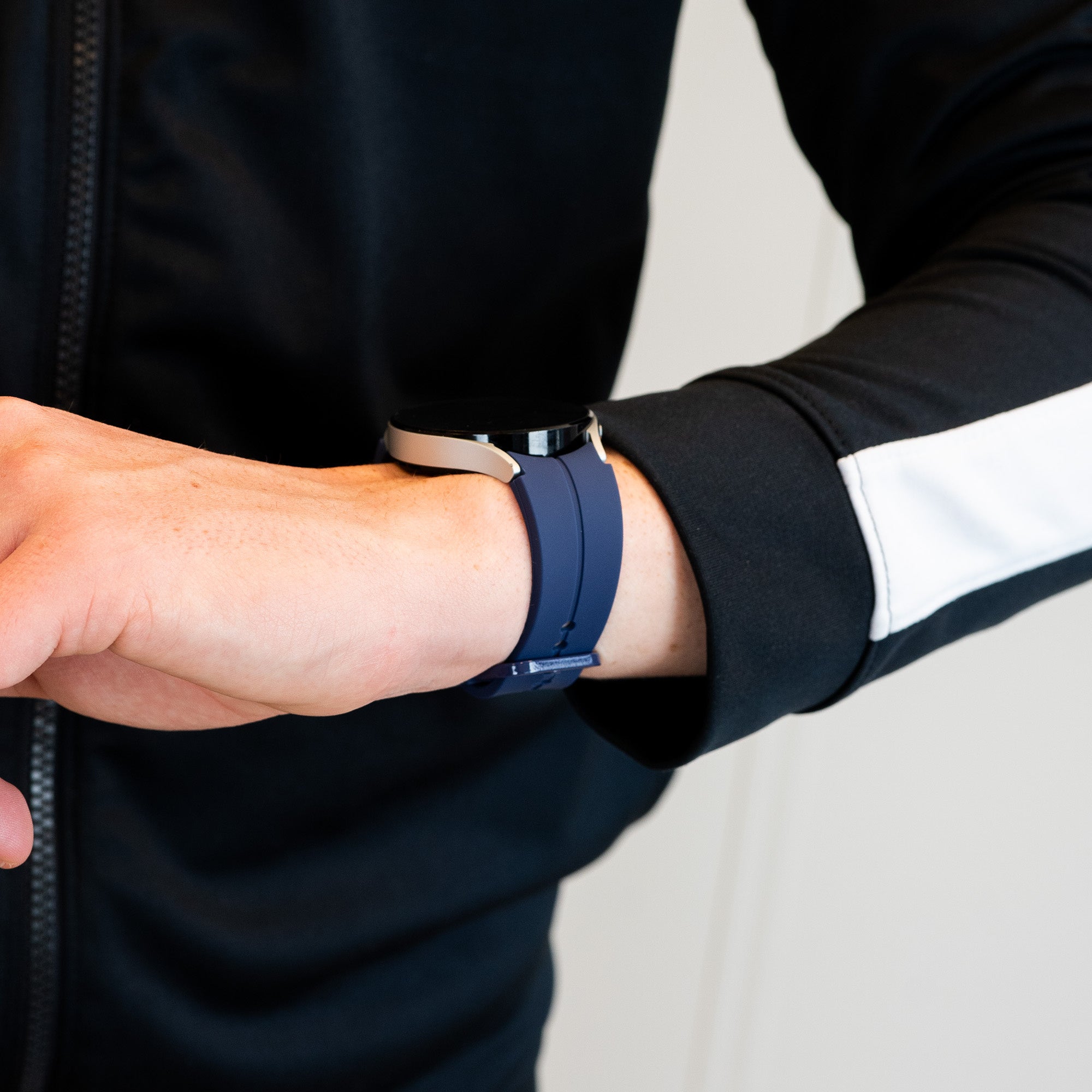 Bandz Samsung Galaxy Watch 4 40mm Silikonarmband 'Extreme' (Dunkelblau)