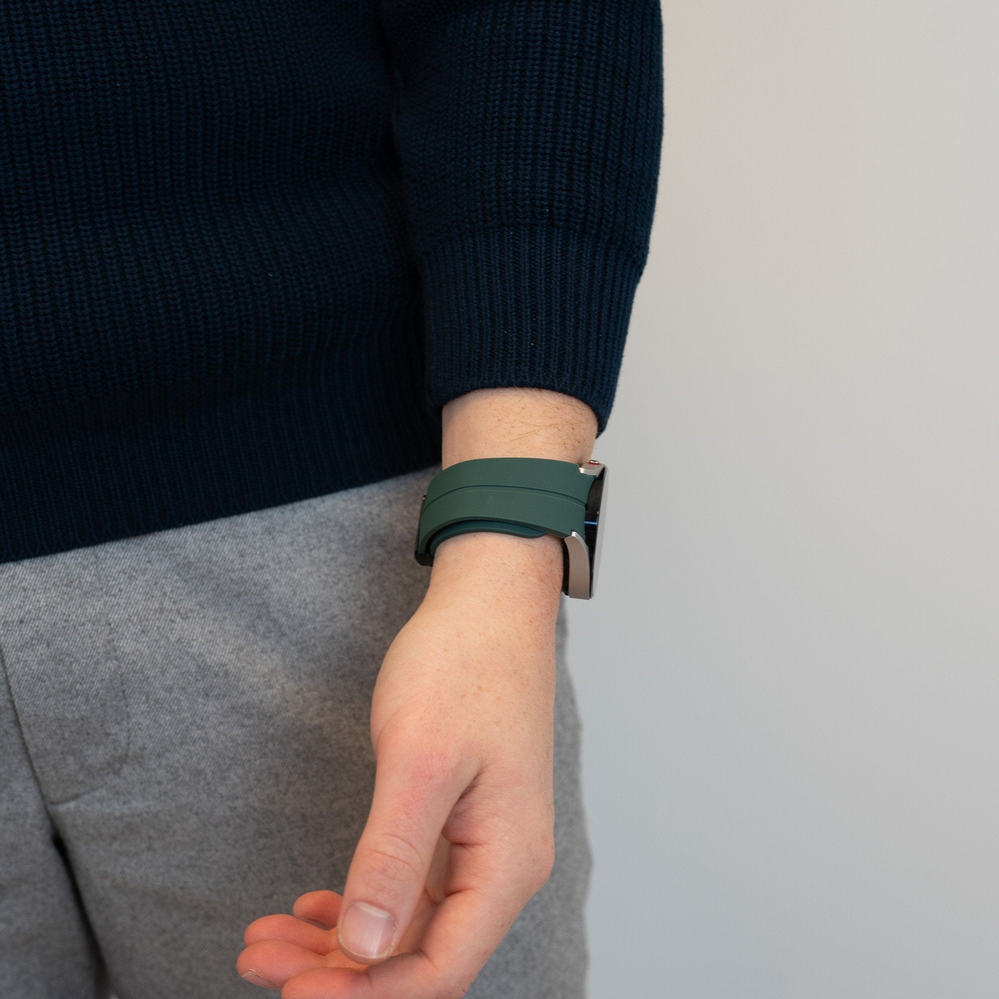 Bandz Samsung Galaxy Watch 4 Classic 42mm D-Schnalle Silikonarmband (Dunkelgrün)