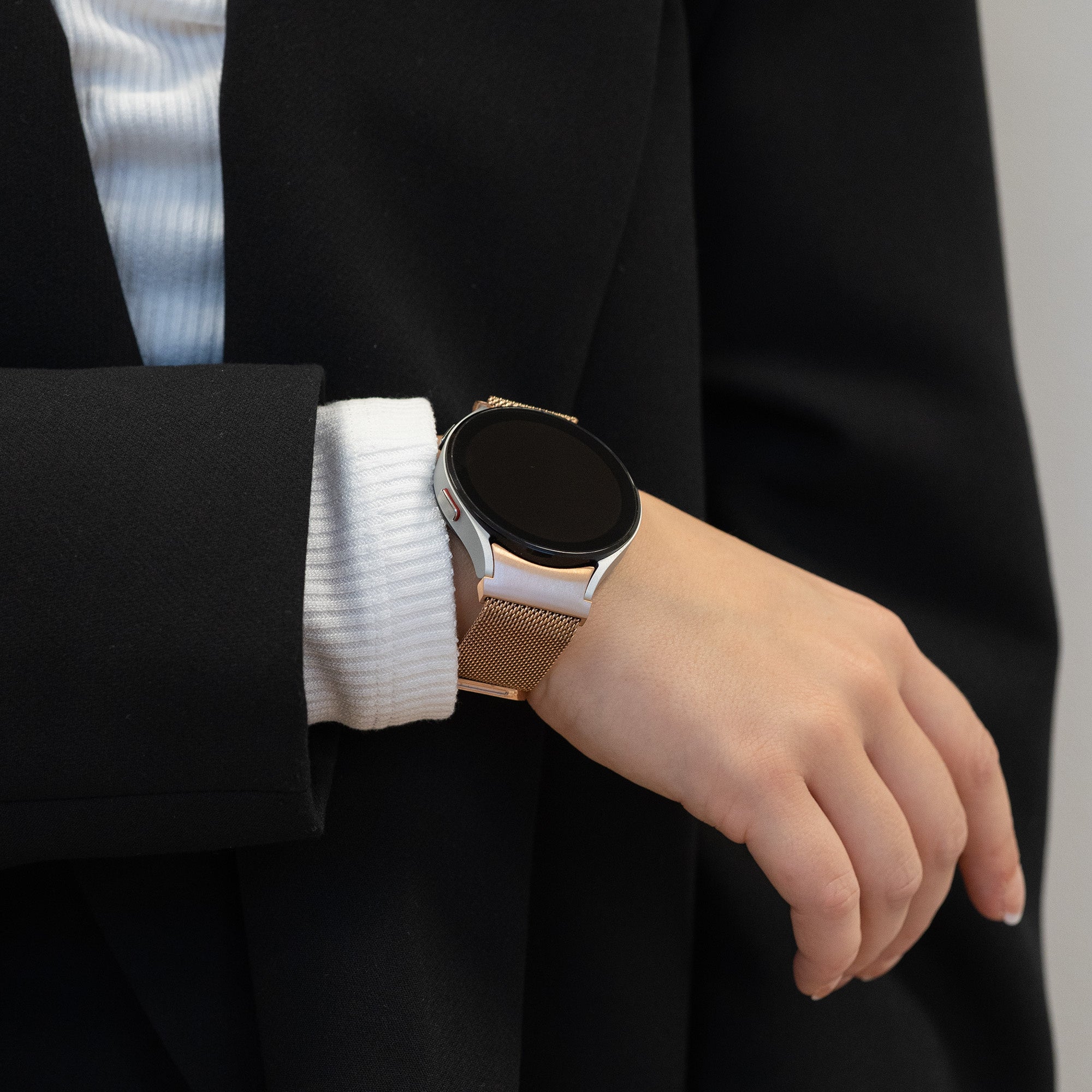 Bandz Samsung Galaxy Watch 4 40mm Milanese Loop Armband (Sekt)