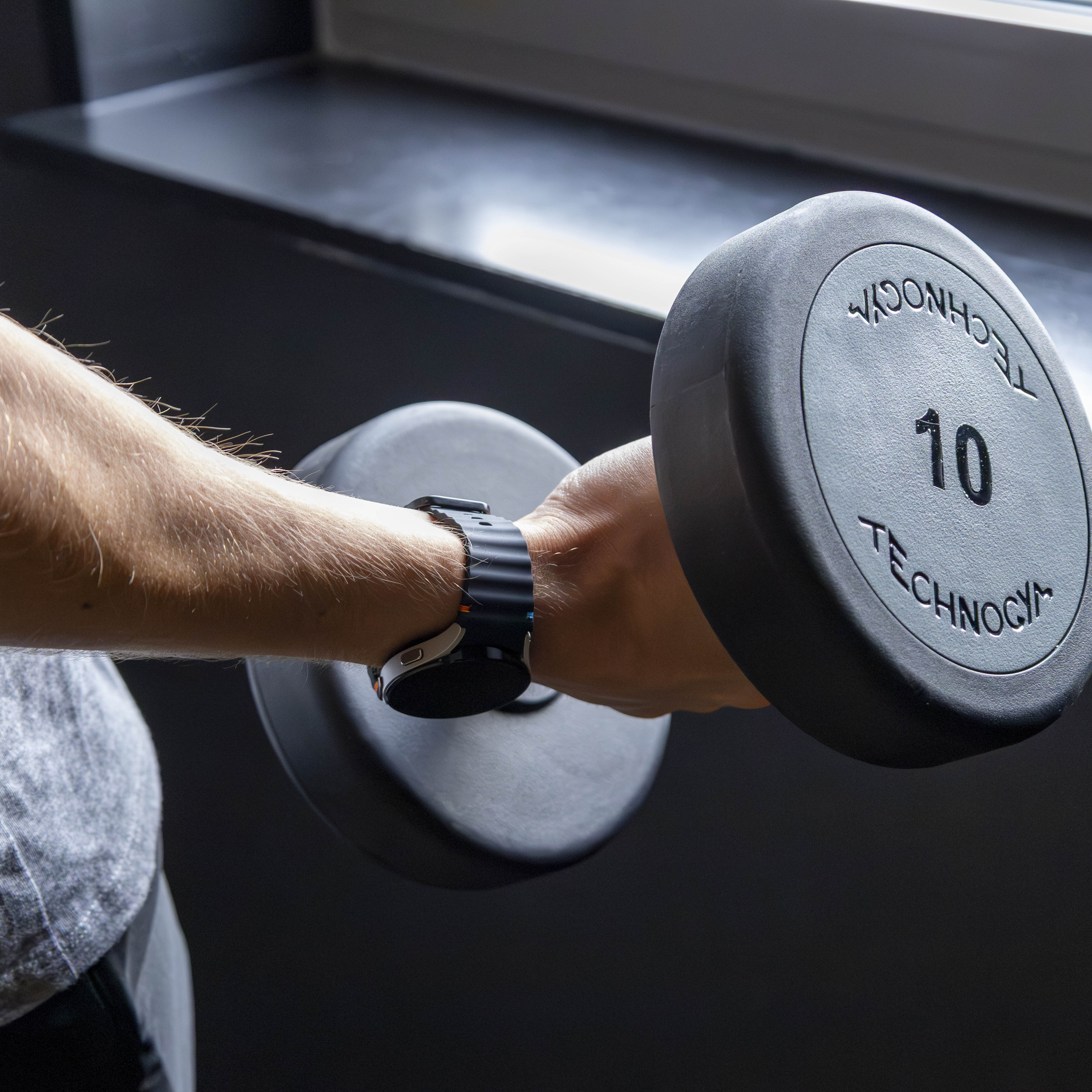 Samsung Galaxy Watch 6 - 40mm Wave Strap (Black)