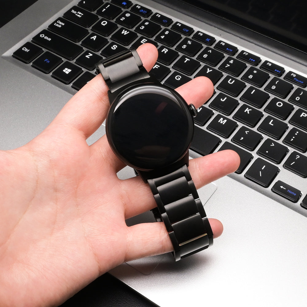 Google Pixel Watch 4 - 45mm Titanium Strap (Black)