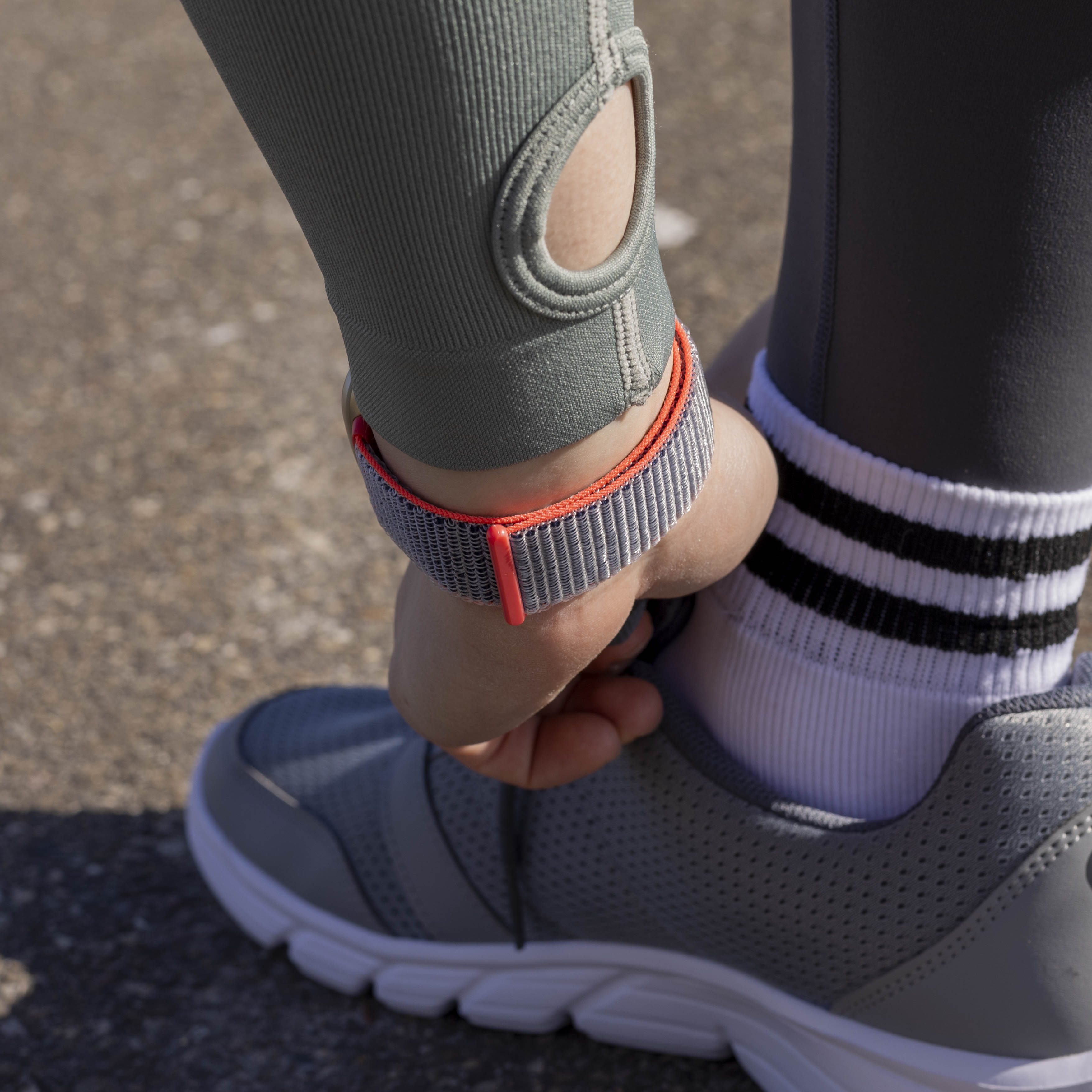 Fitbit Versa 3 Nylon Strap (Light Powder)