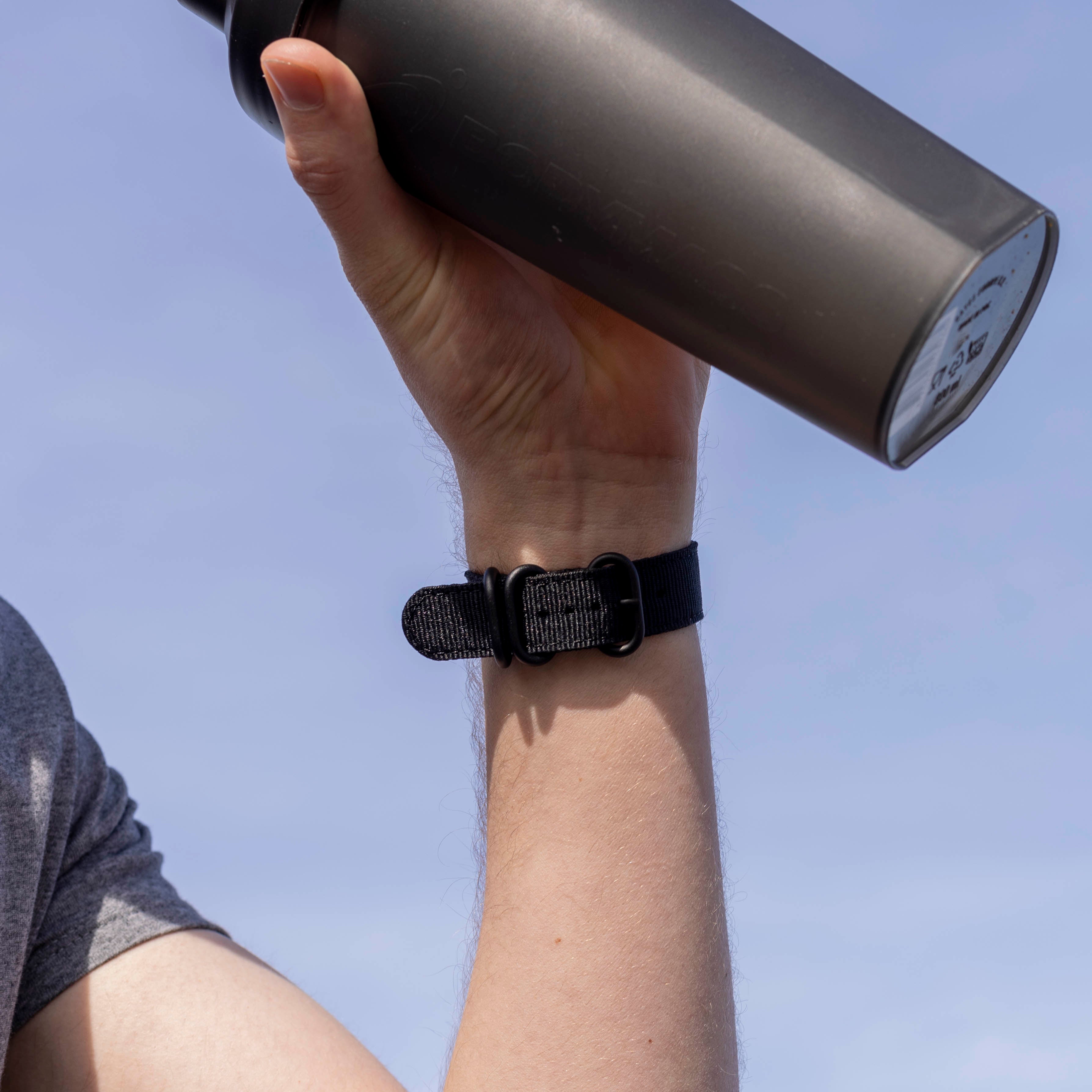 Fitbit Versa 3 Nylonschnallenband (Schwarz)