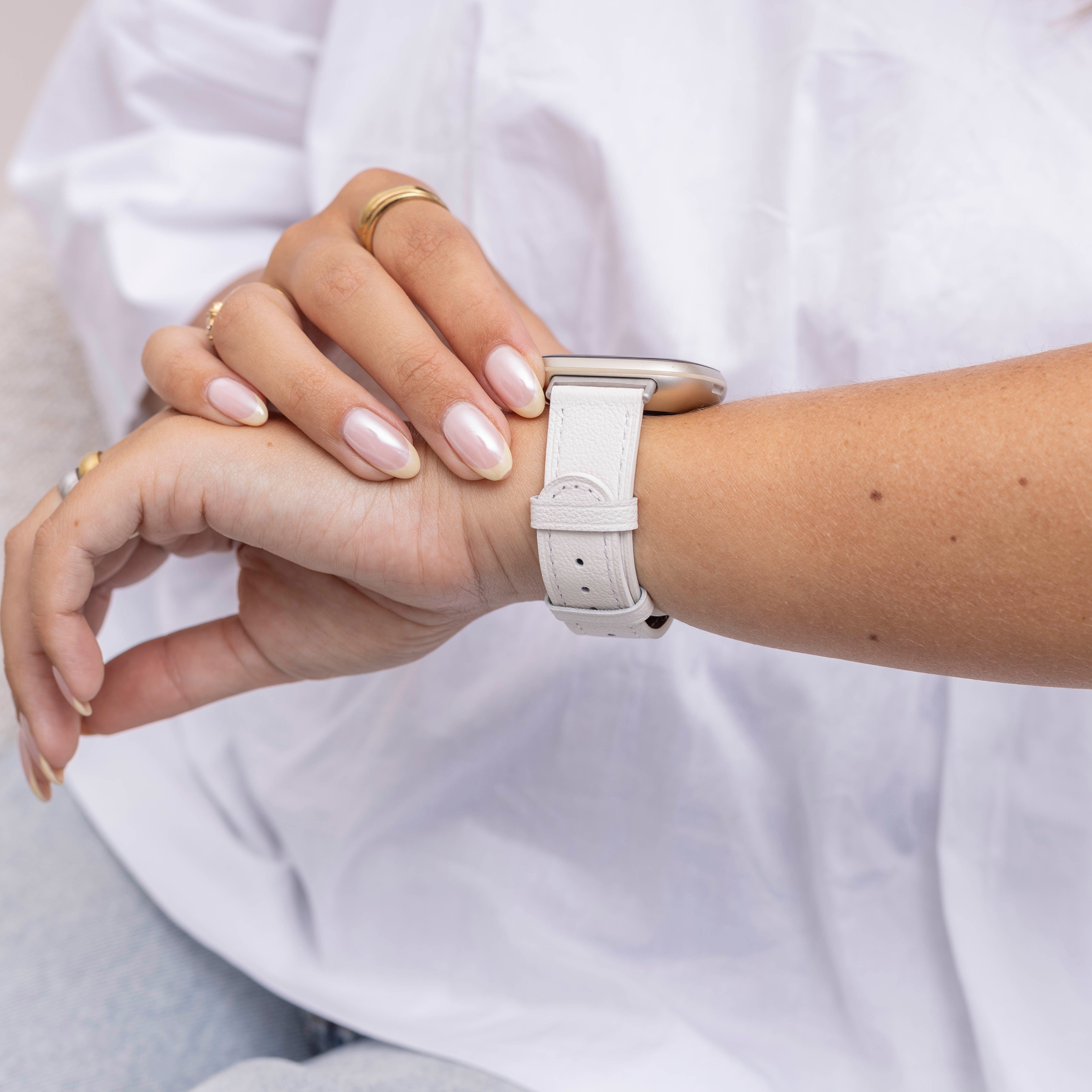 Fitbit Versa 3 Leather Strap (White)