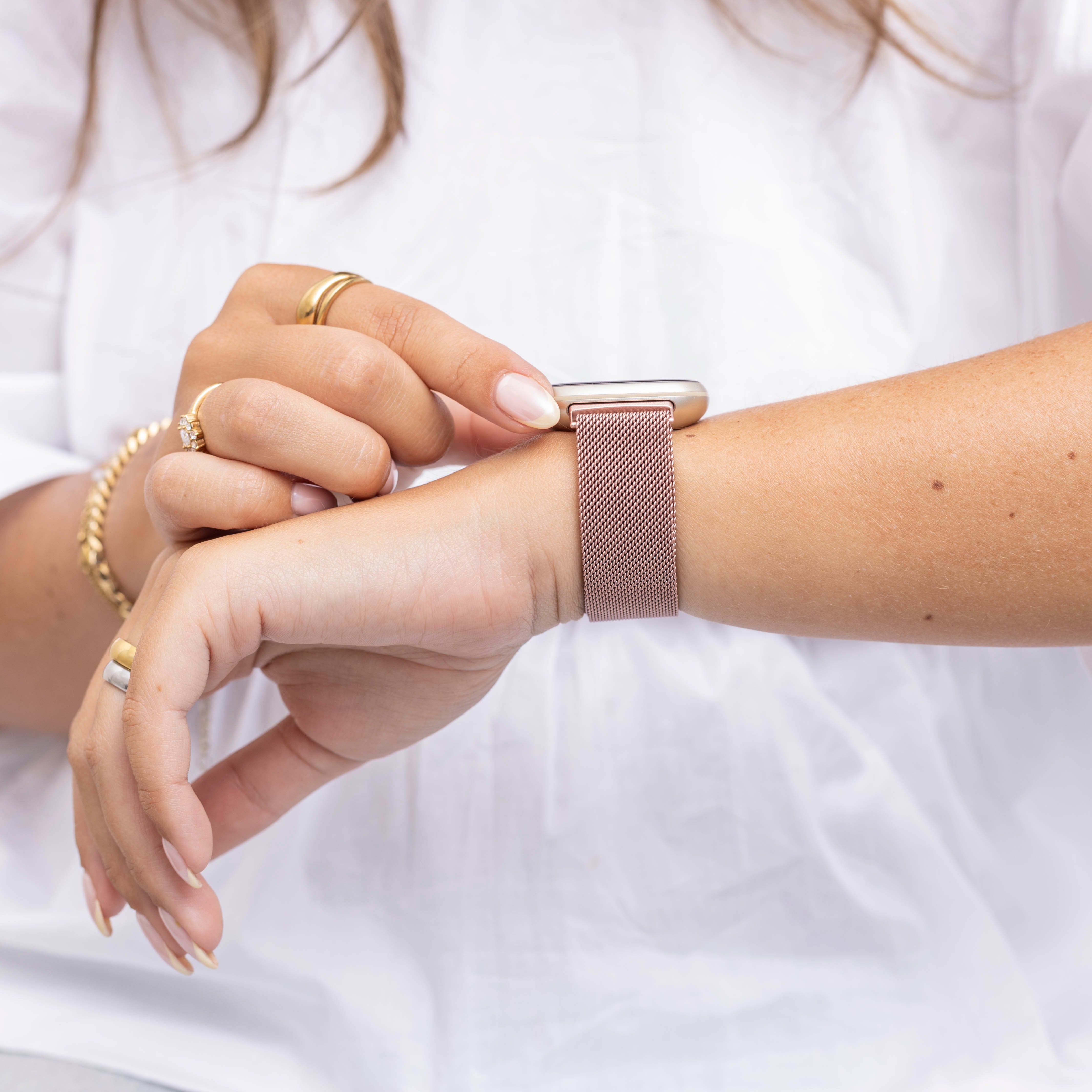 Fitbit Versa 3 Milanese Armband (Rosa)