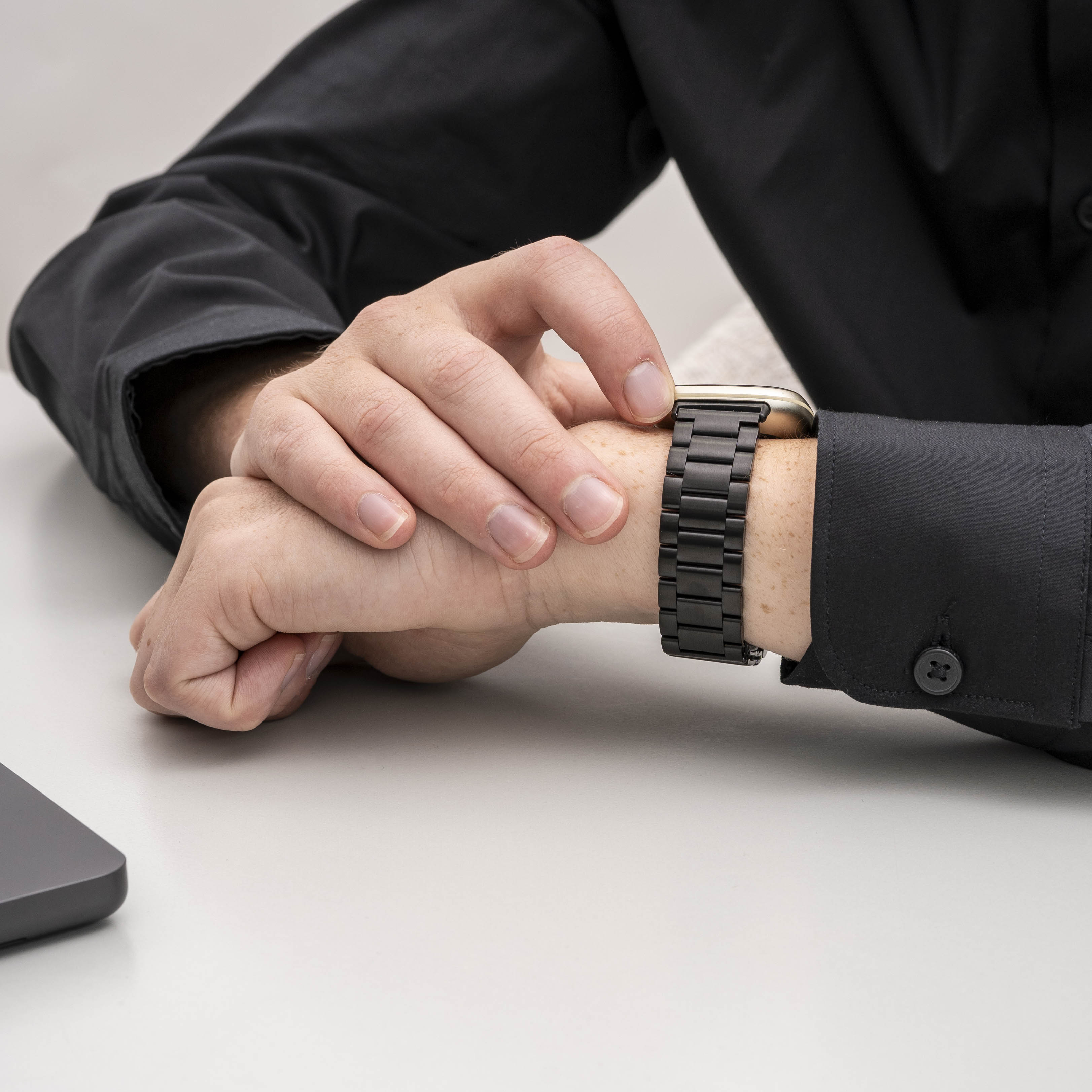 Fitbit Sense 2 Stahlarmband (Schwarz)