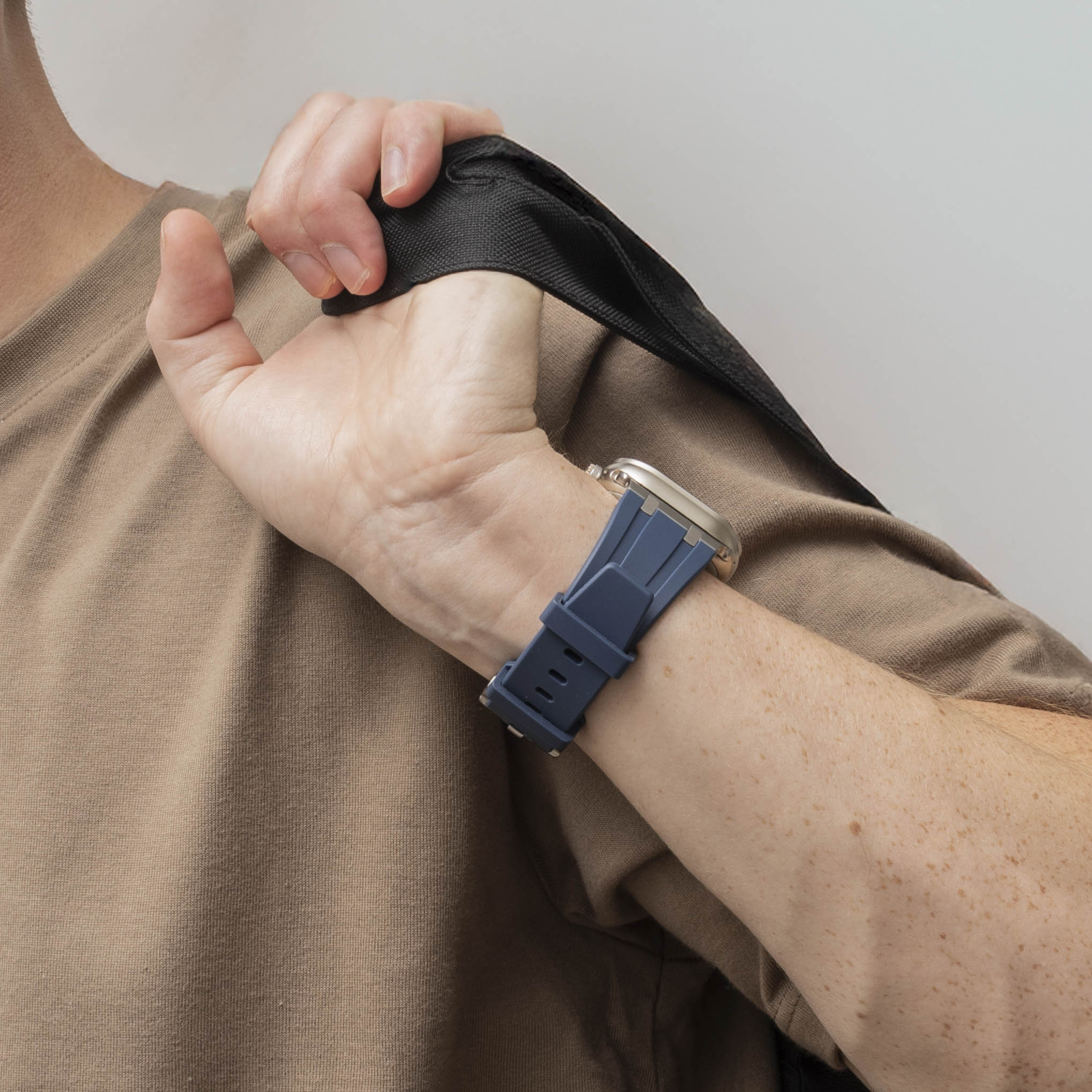 Apple Watch Luxus Liquid Silikonarmband (Blau mit Silber)