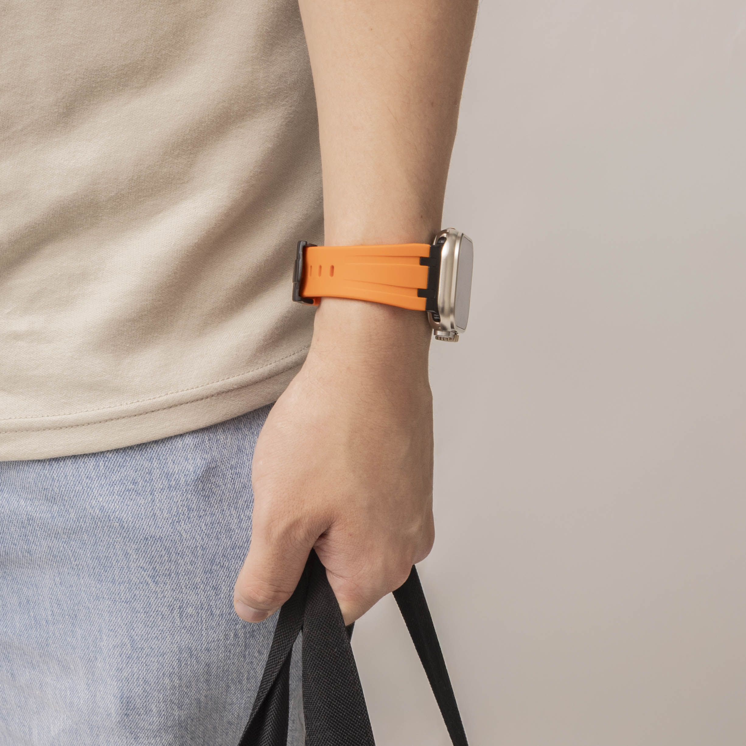 Apple Watch Luxus Liquid Silikonarmband (Orange mit Schwarz)