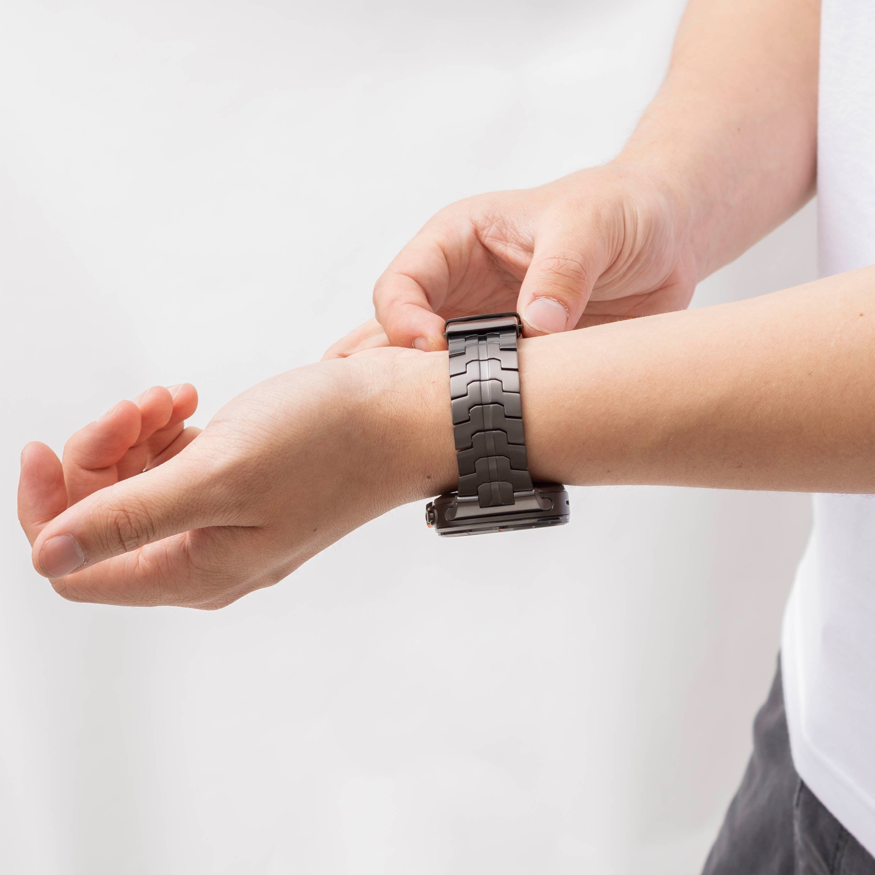 Samsung Galaxy Watch Ultra 'Iron' Titanium Strap (Graphite)