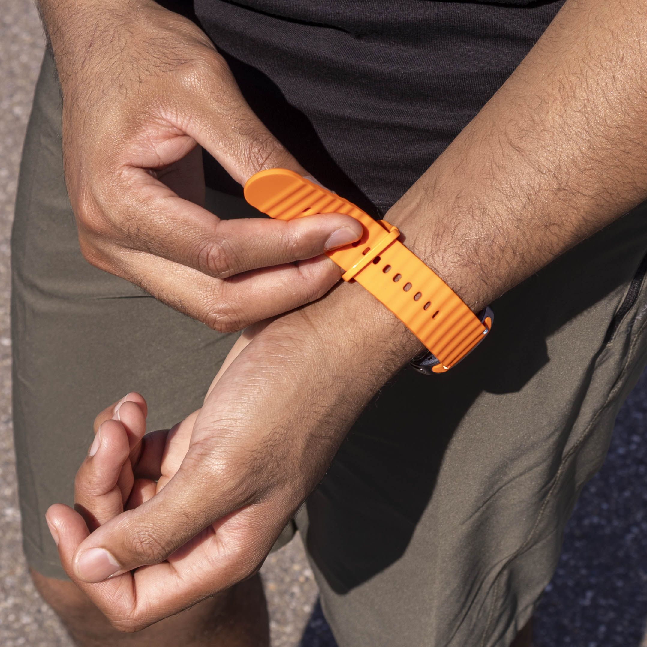 Samsung Galaxy Watch 8 - 44mm Wave Silicone Strap (Orange)