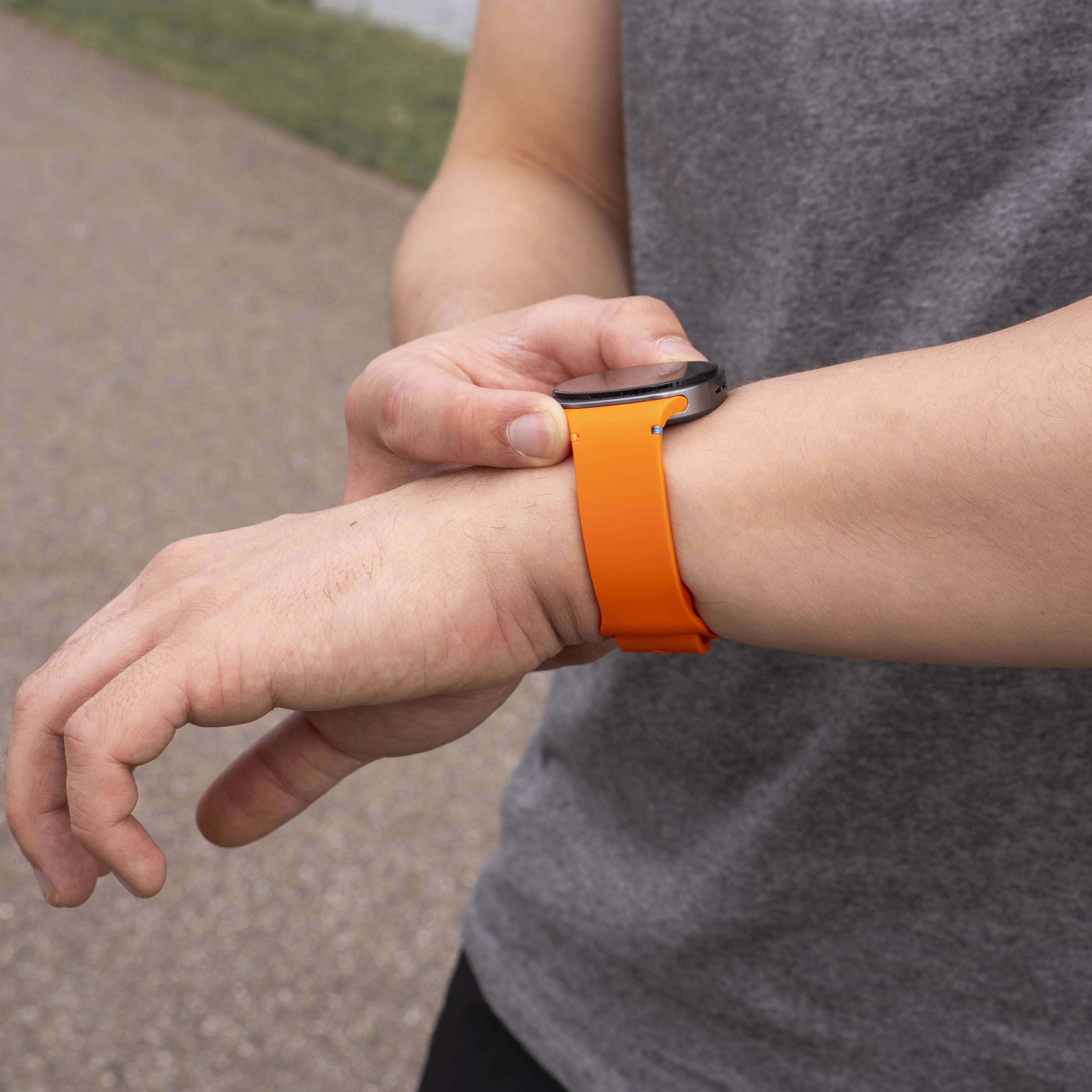 Samsung Galaxy Watch 8 - 40mm Silicone Strap (Orange)