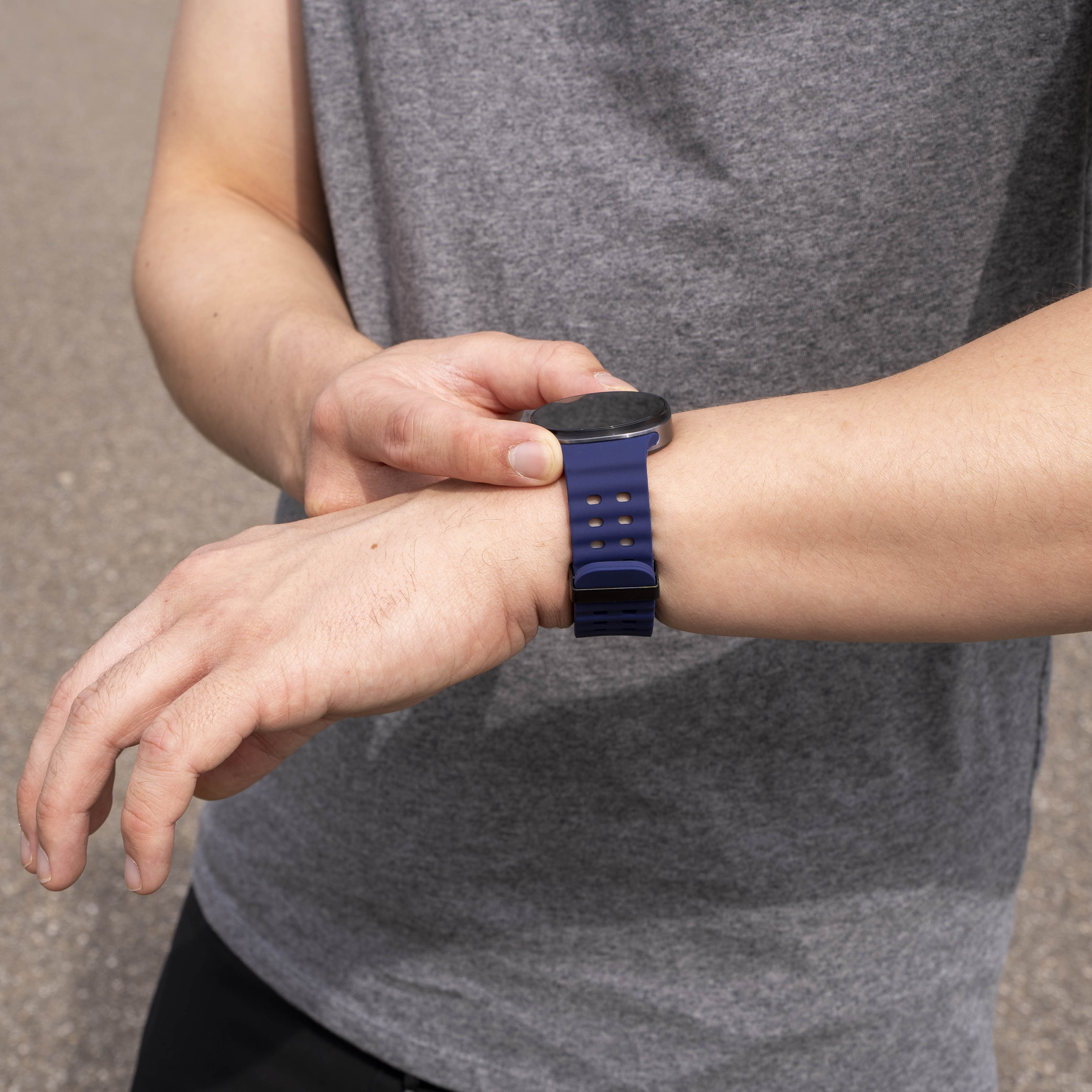 Samsung Galaxy Watch 8 - 44mm Ocean Armband (Dunkel Blau)