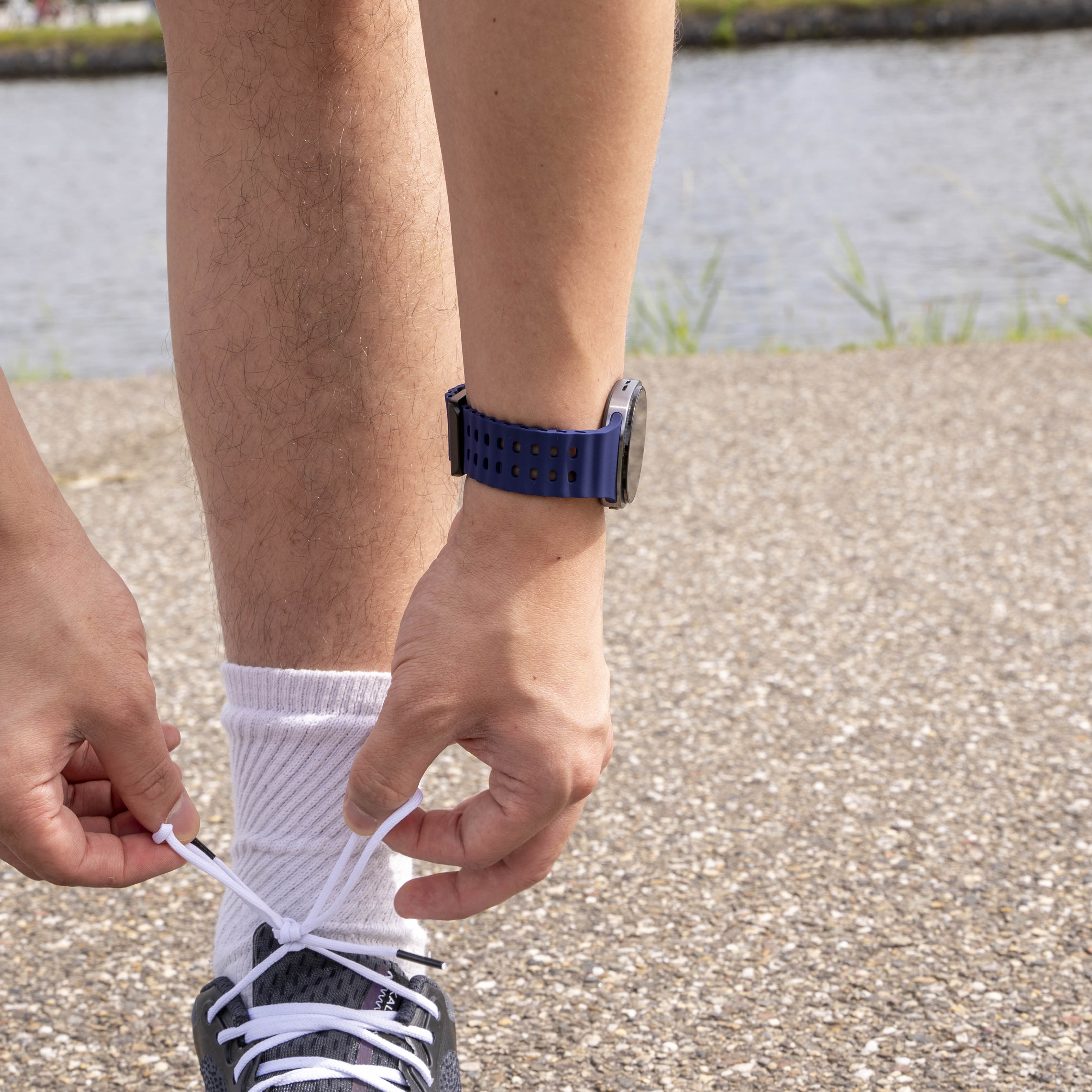 Samsung Galaxy Watch 8 - 44mm Ocean Armband (Dunkel Blau)