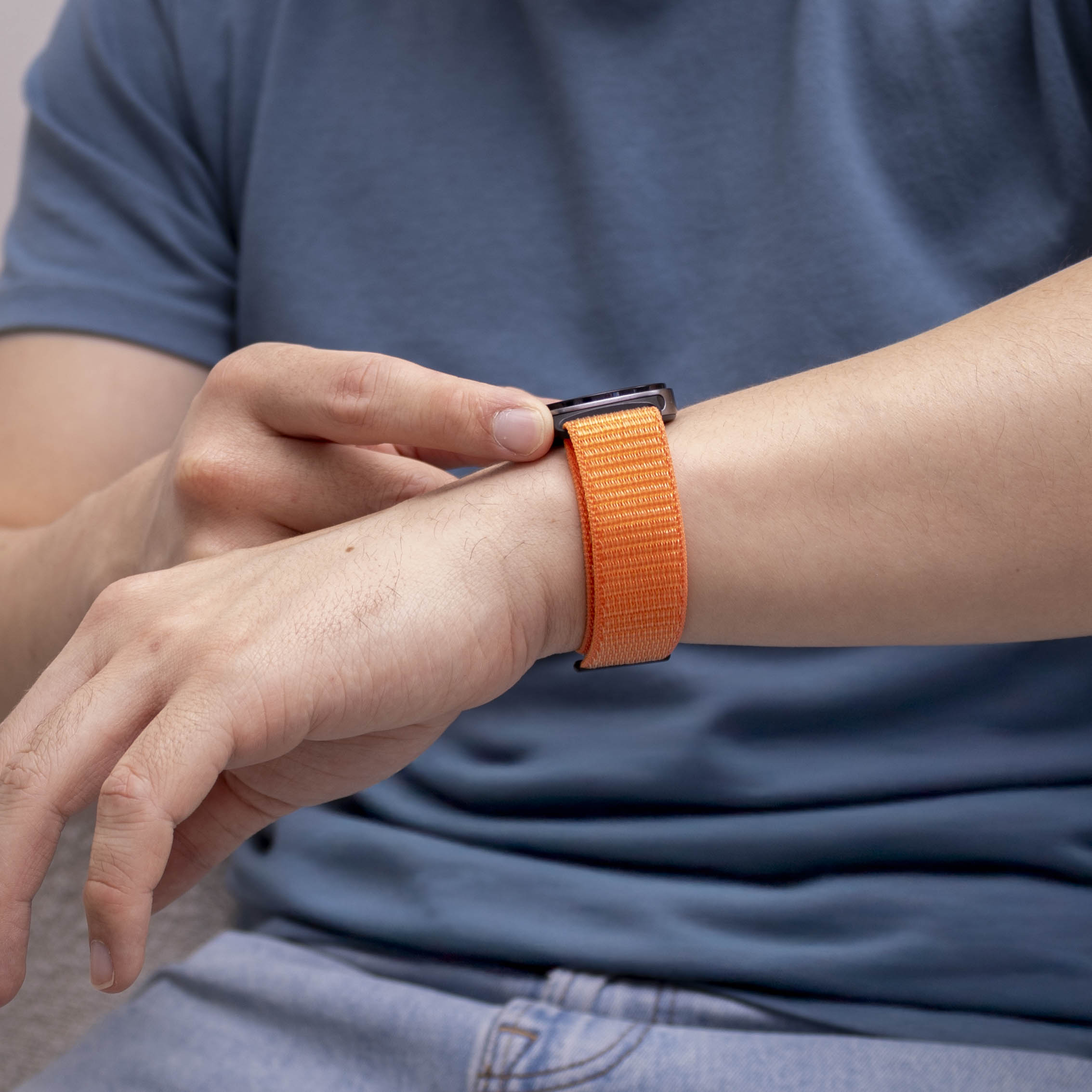 Samsung Galaxy Watch 8 - 44mm Nylonarmband (Orange)