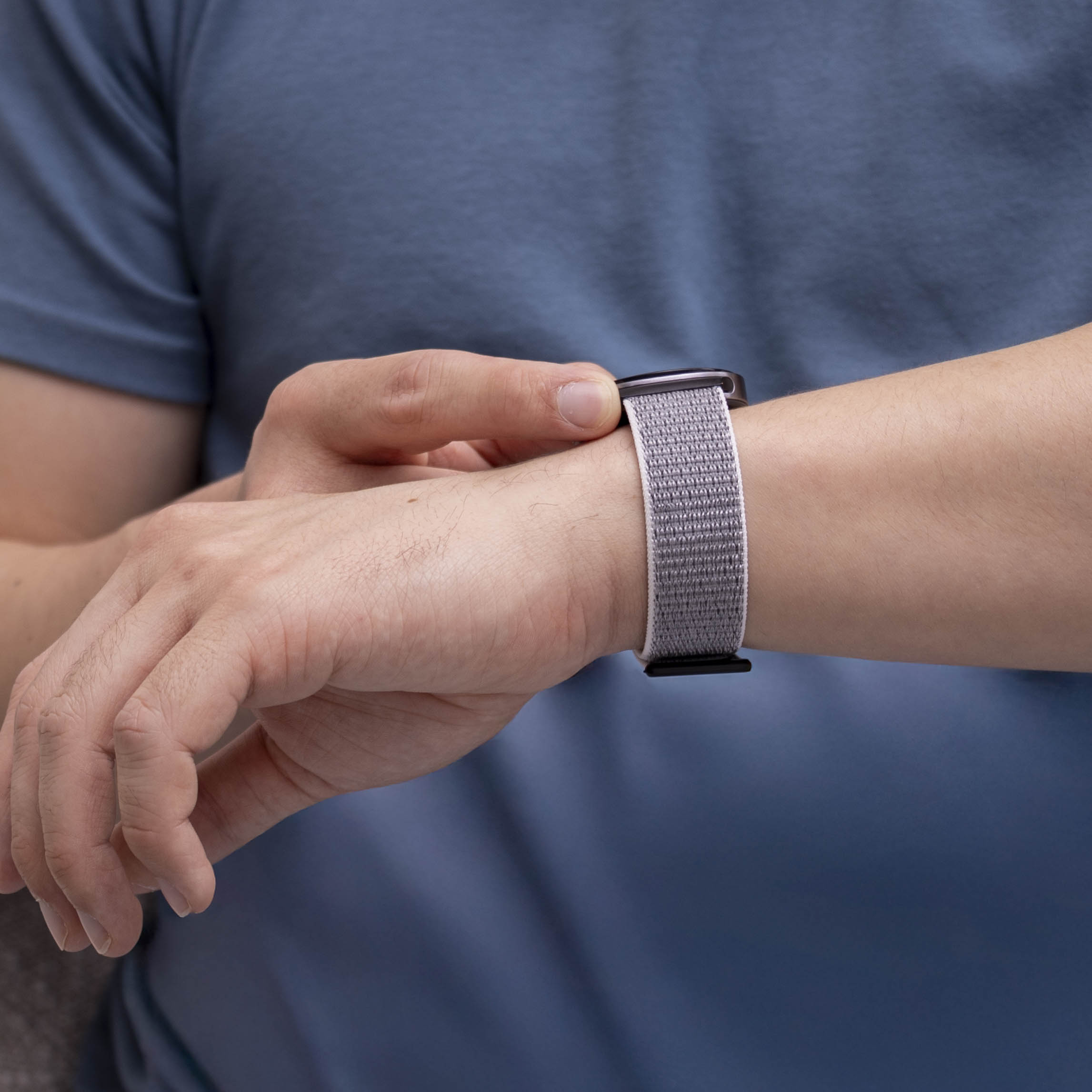 Samsung Galaxy Watch 8 - 40mm Nylonarmband (Muschelweiß)