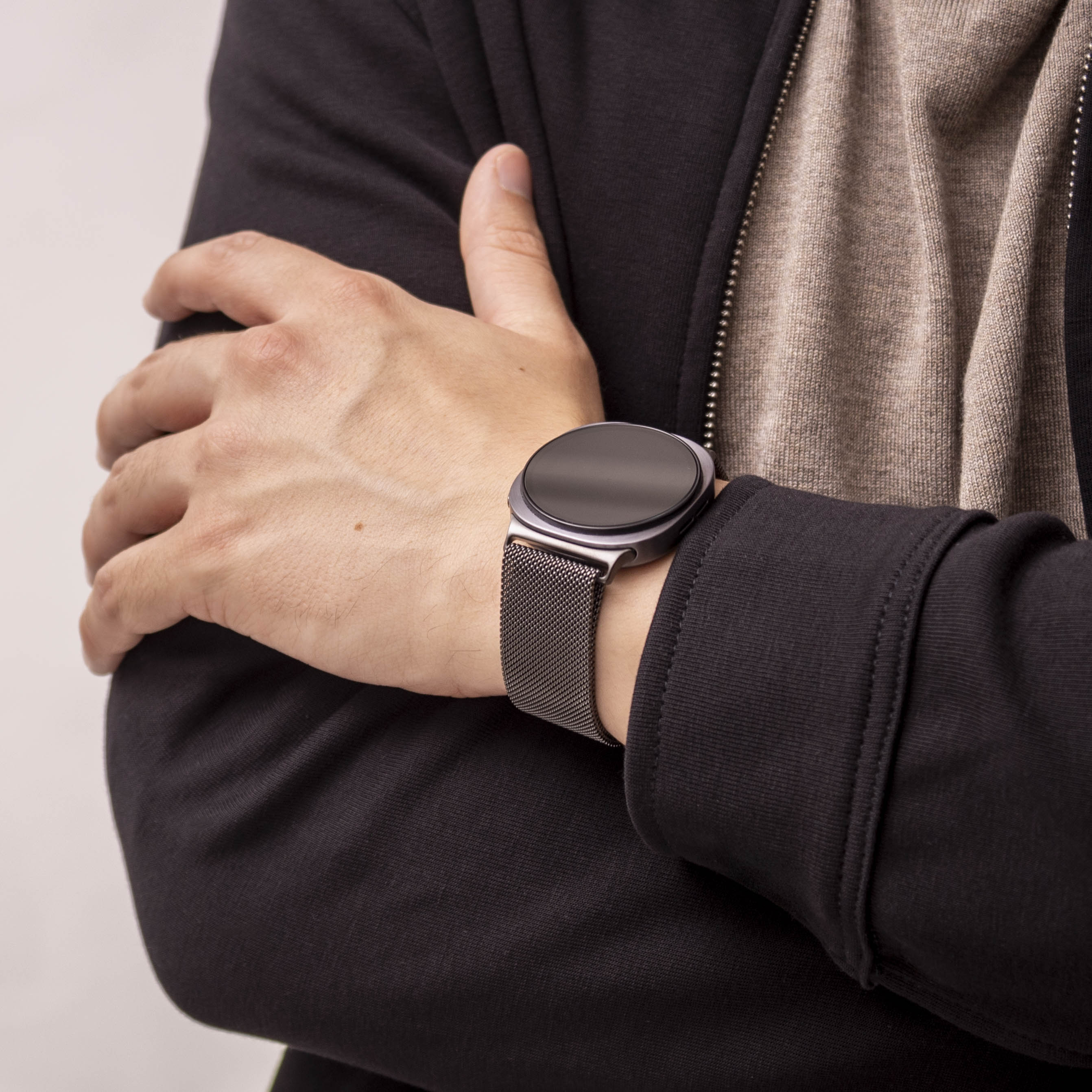 Samsung Galaxy Watch 8 - 44mm Milanese Armband (Space Grau)