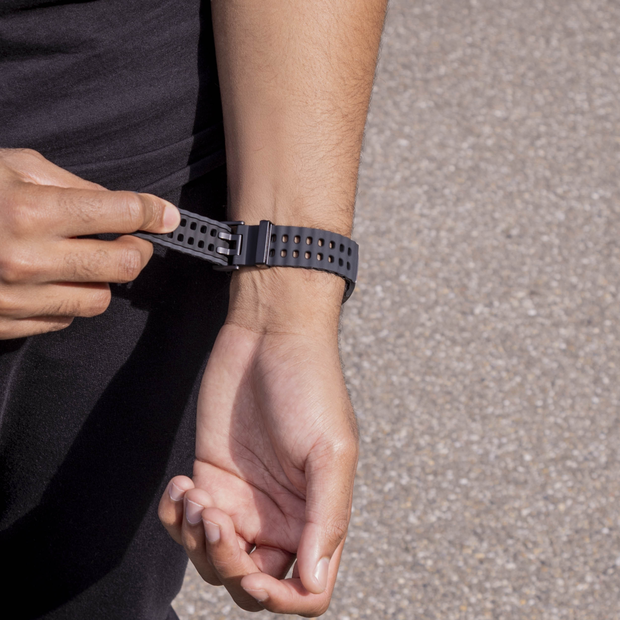 Samsung Galaxy Watch 8 - 44mm Ocean Armband (Dunkel Grau/Schwarz)