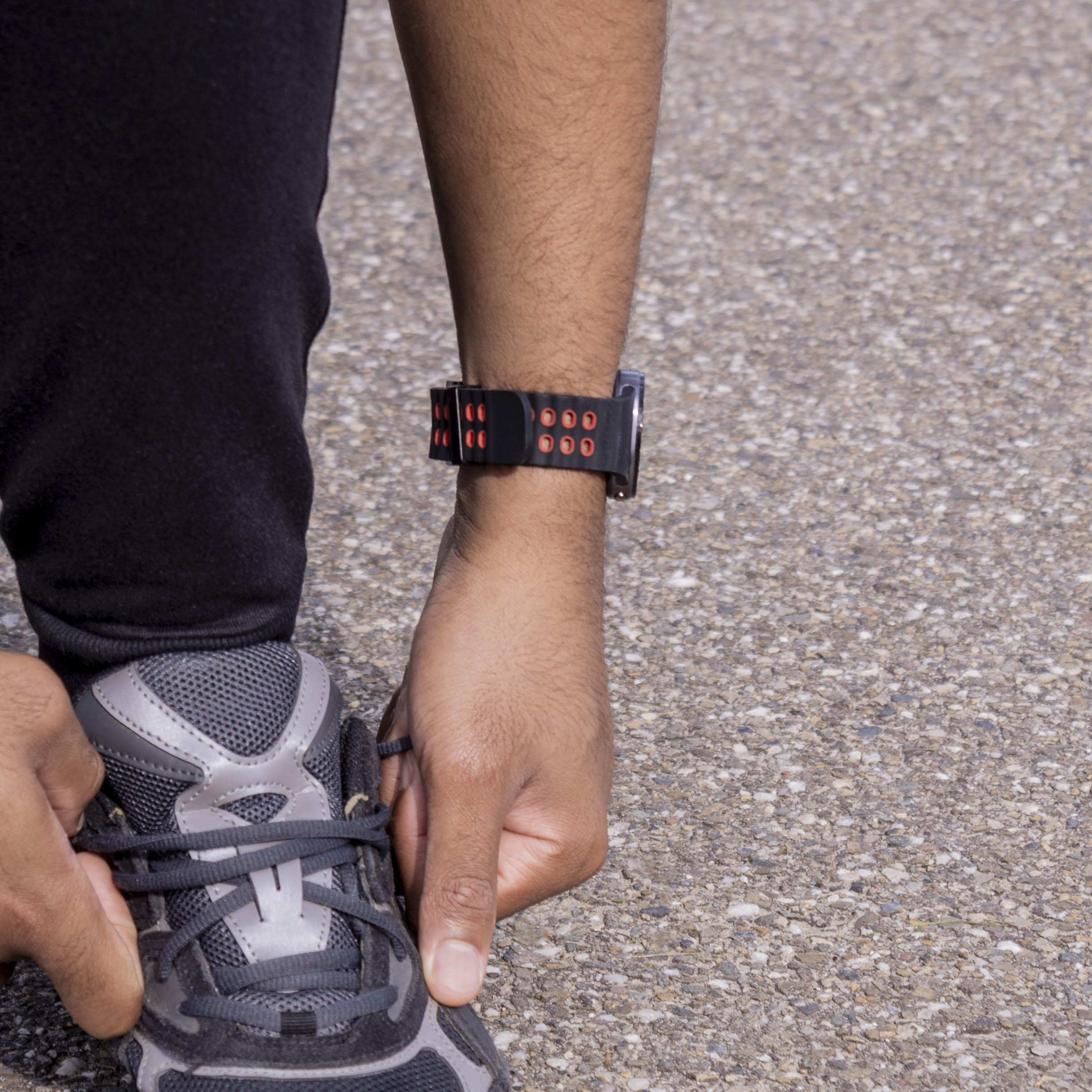 Samsung Galaxy Watch 8 - 44mm Ocean Armband (Schwarz/Rot)