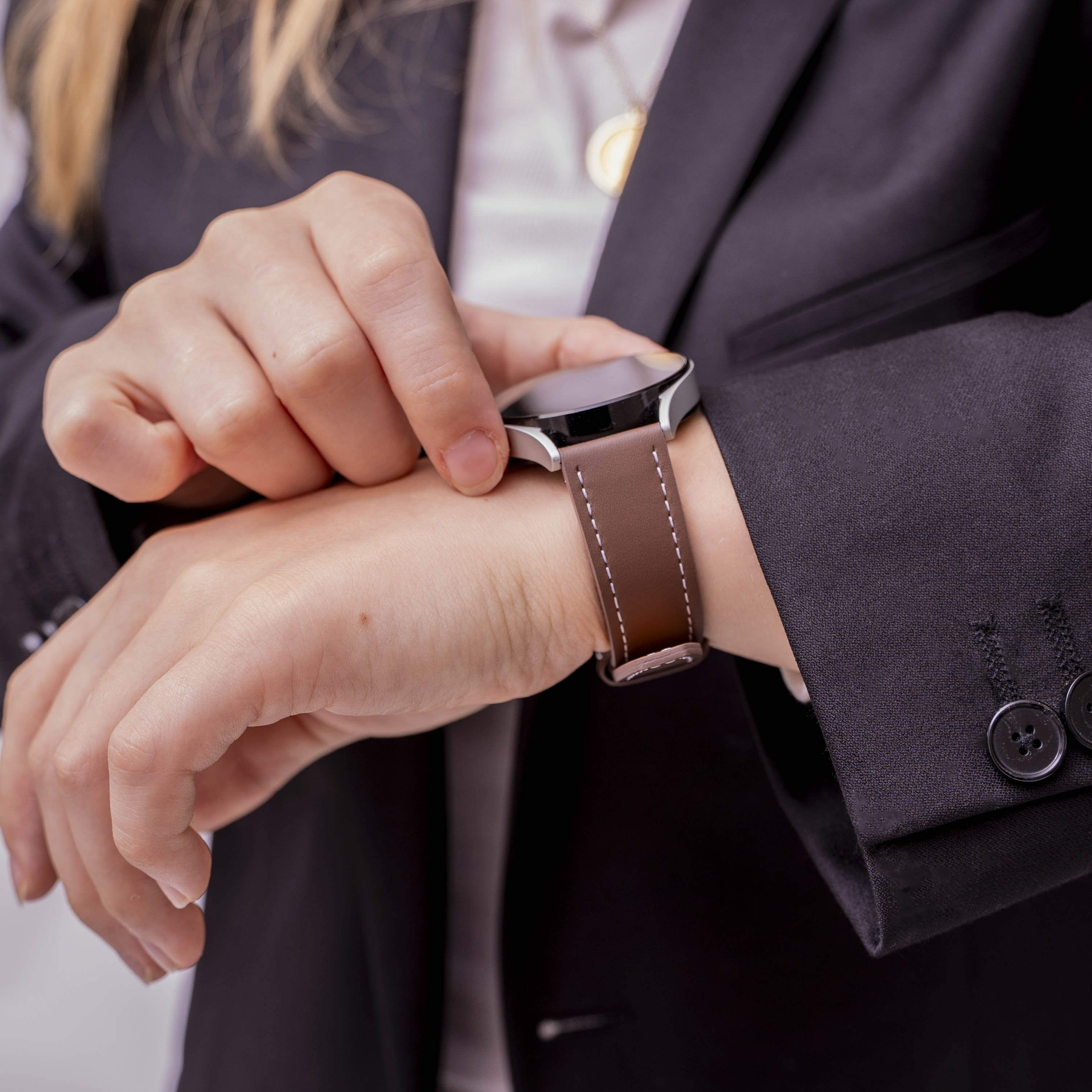 Amazfit Bip 3 (Pro) 'One Push' Lederarmband (Dunkelbraun)