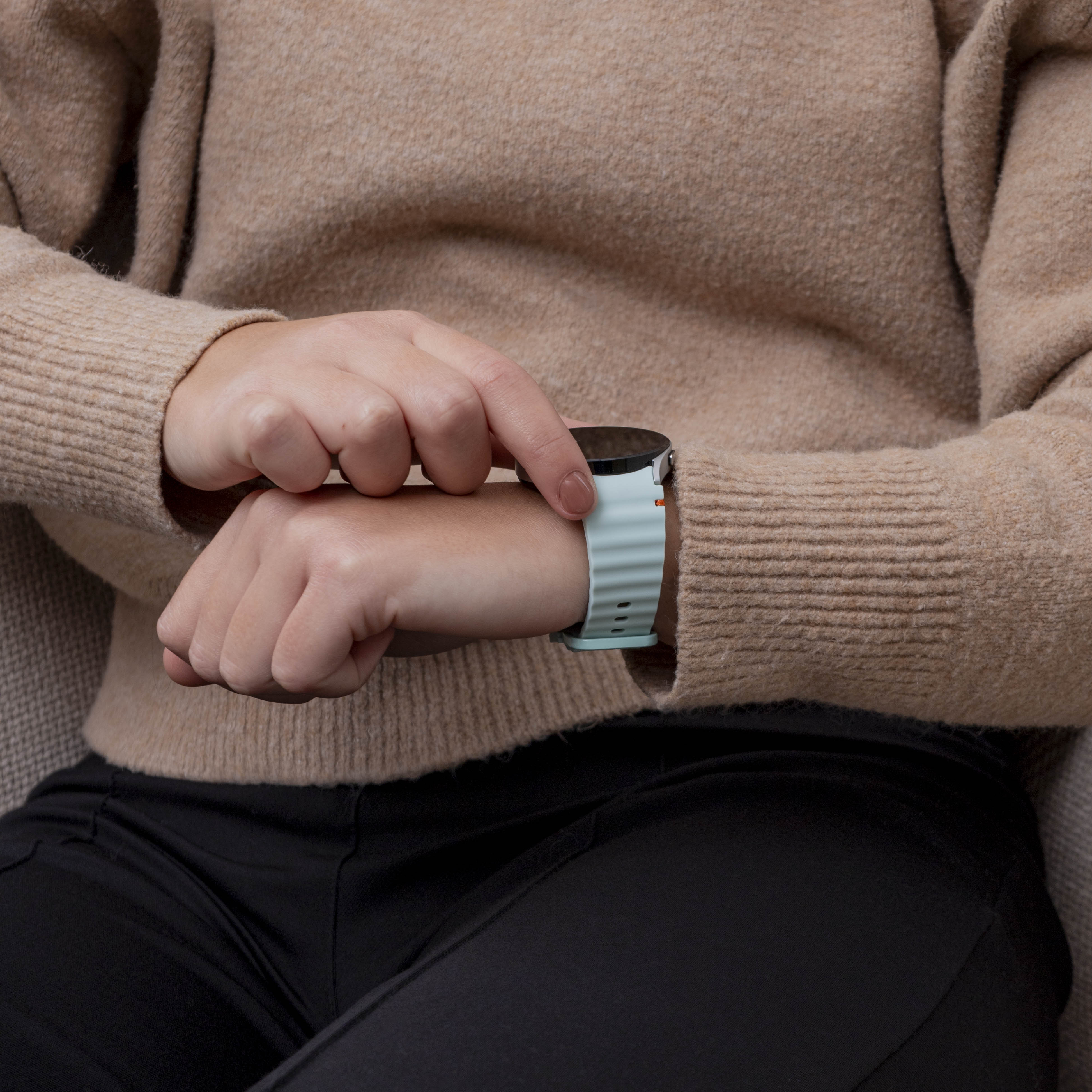 Samsung Galaxy Watch 6 40mm mit wellenförmigem Armband (Hellgrün)