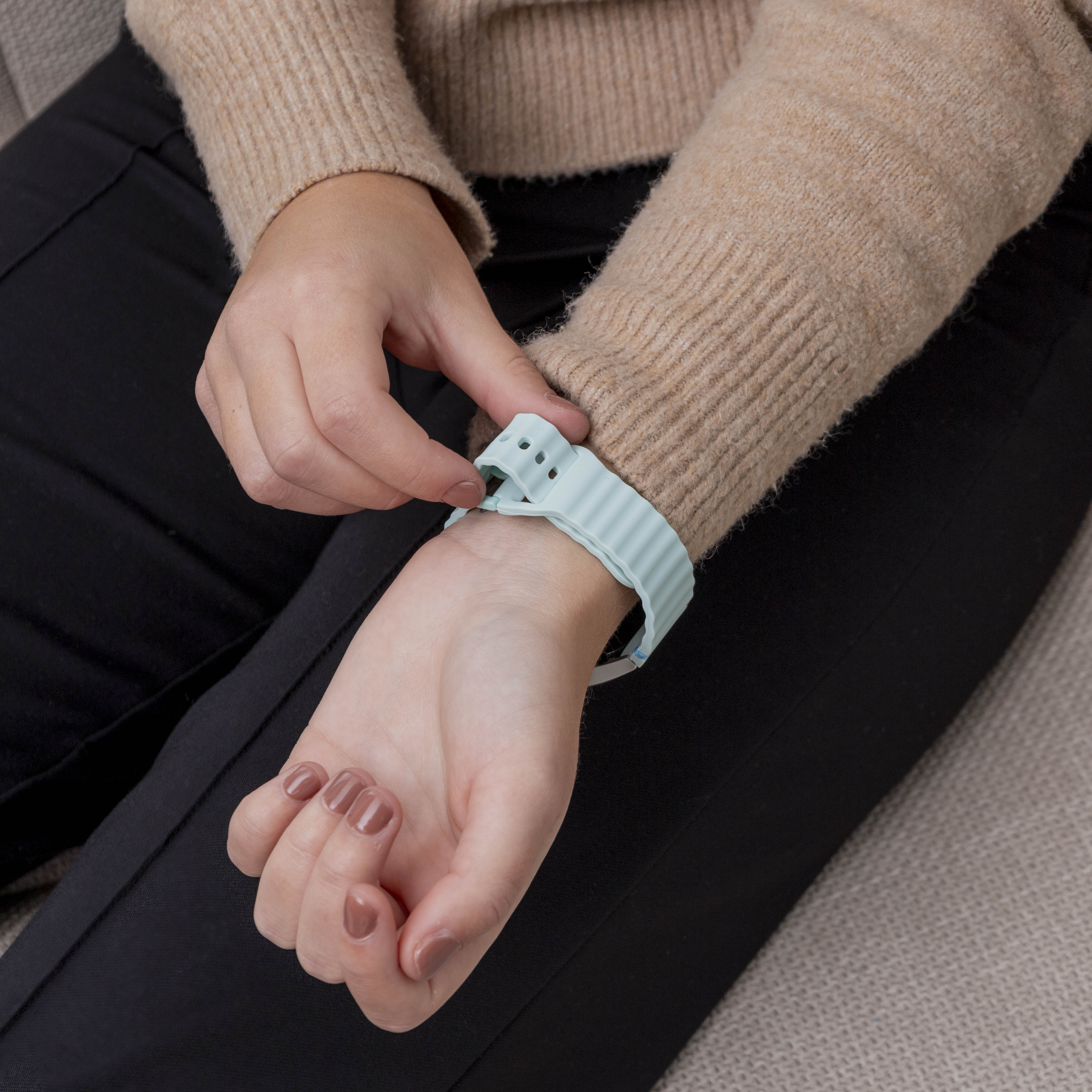 Samsung Galaxy Watch 6 40mm mit wellenförmigem Armband (Hellgrün)