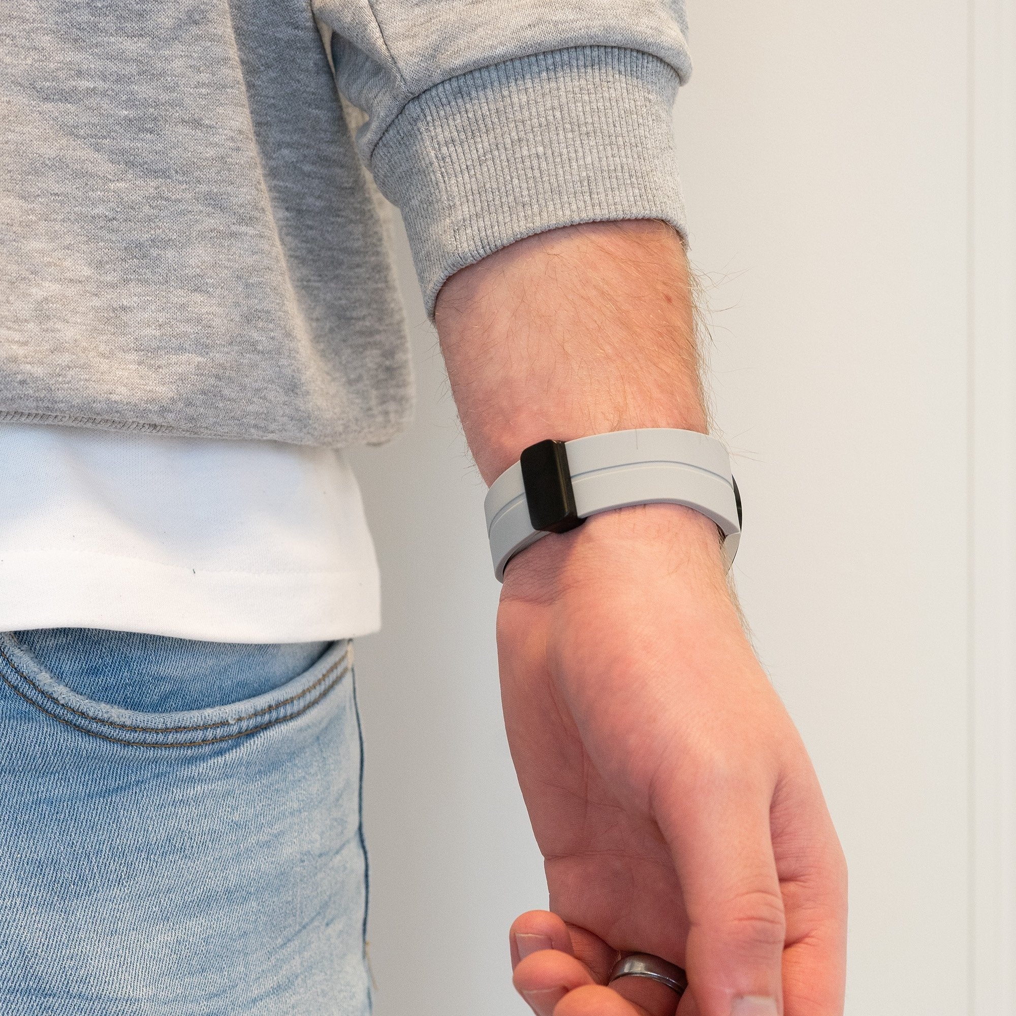 D-Buckle Silicone Strap, grey, lifestyle photo