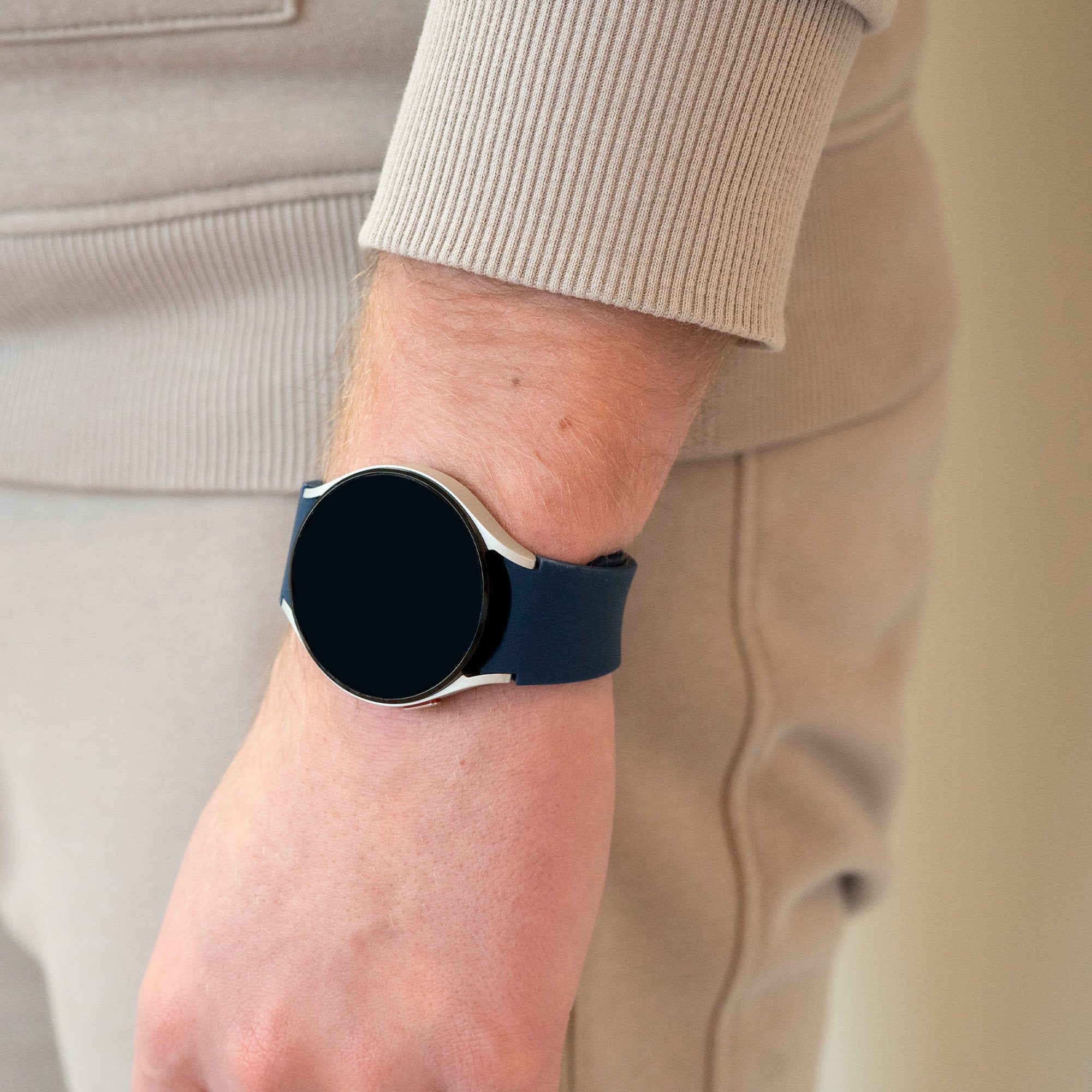 Samsung Galaxy Watch 4 40mm 'One push' Silikonarmband (Dunkelblau)