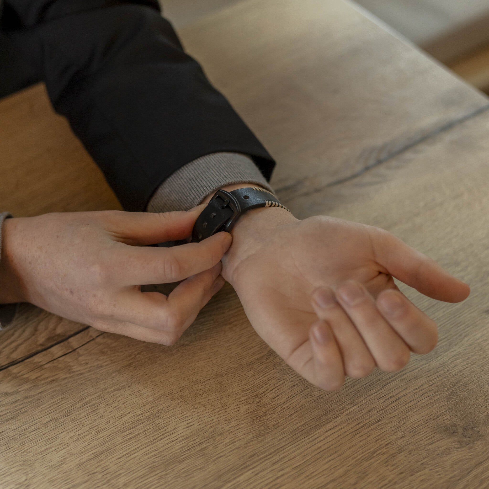 Huawei Watch GT 6 Pro - 46mm Genähtes Lederarmband (Schwarz)