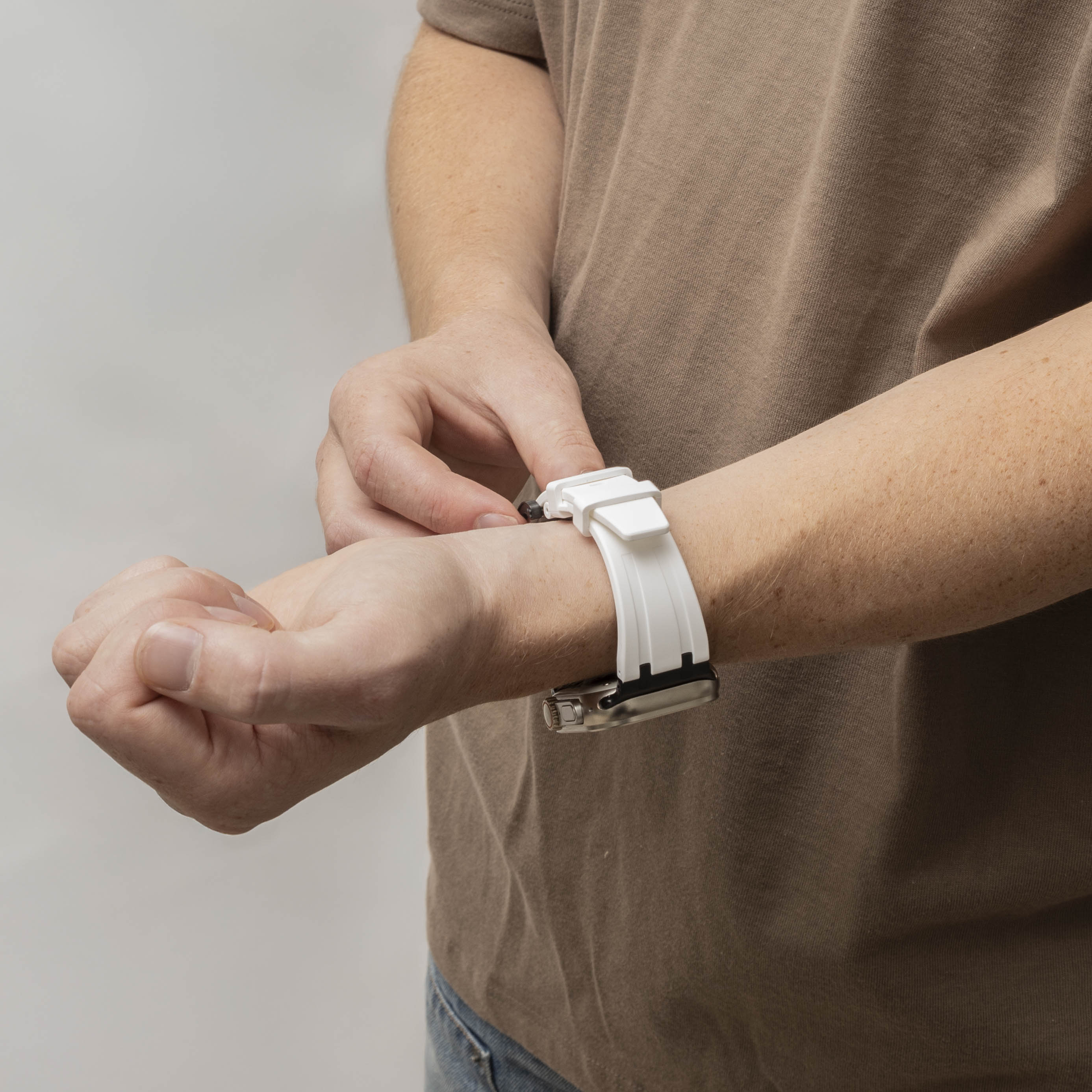 Bandz Apple Watch Ultra Silikonarmband Luxus Liquid (Weiß/Schwarz)