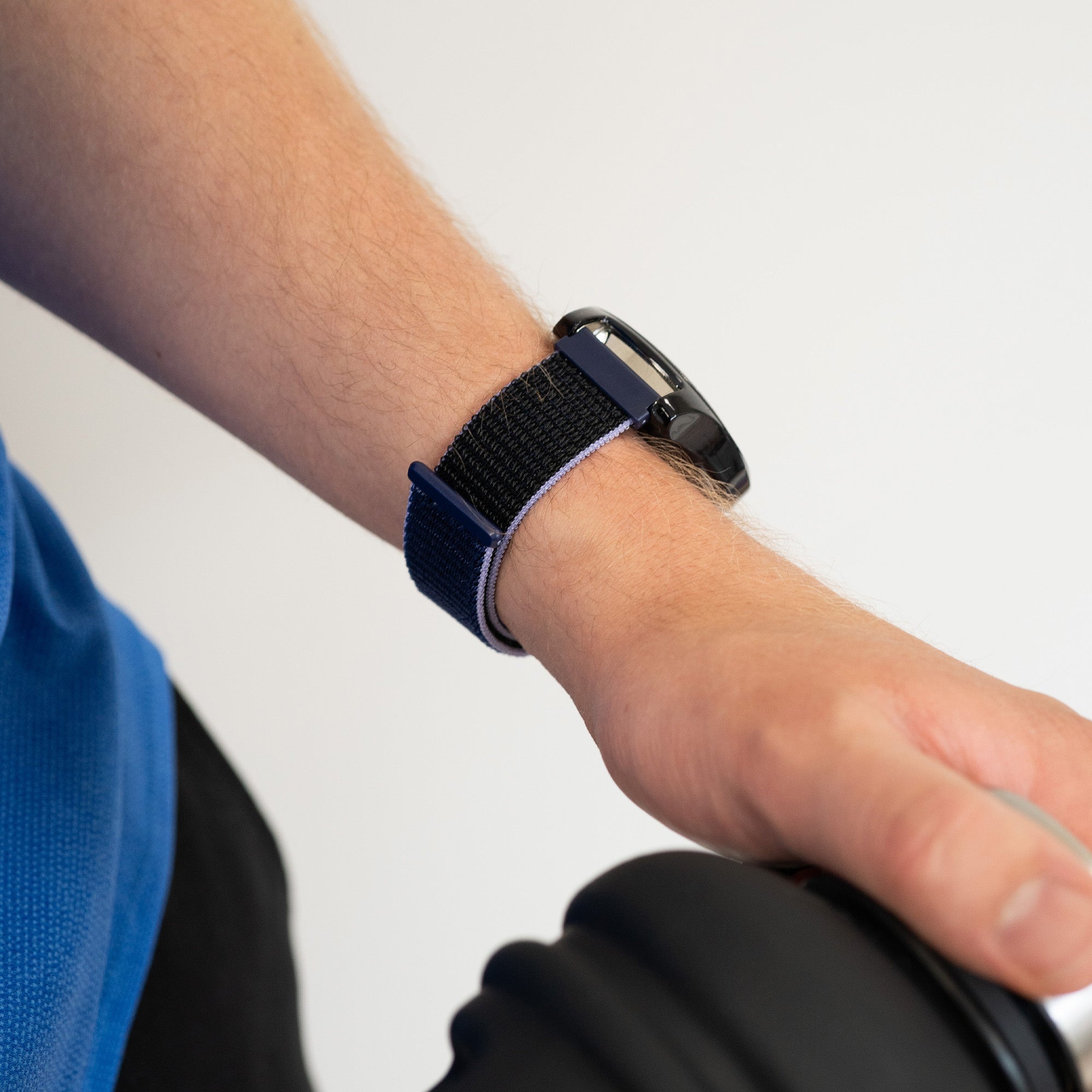 Garmin Forerunner 255 Nylonarmband (Blau/Schwarz)