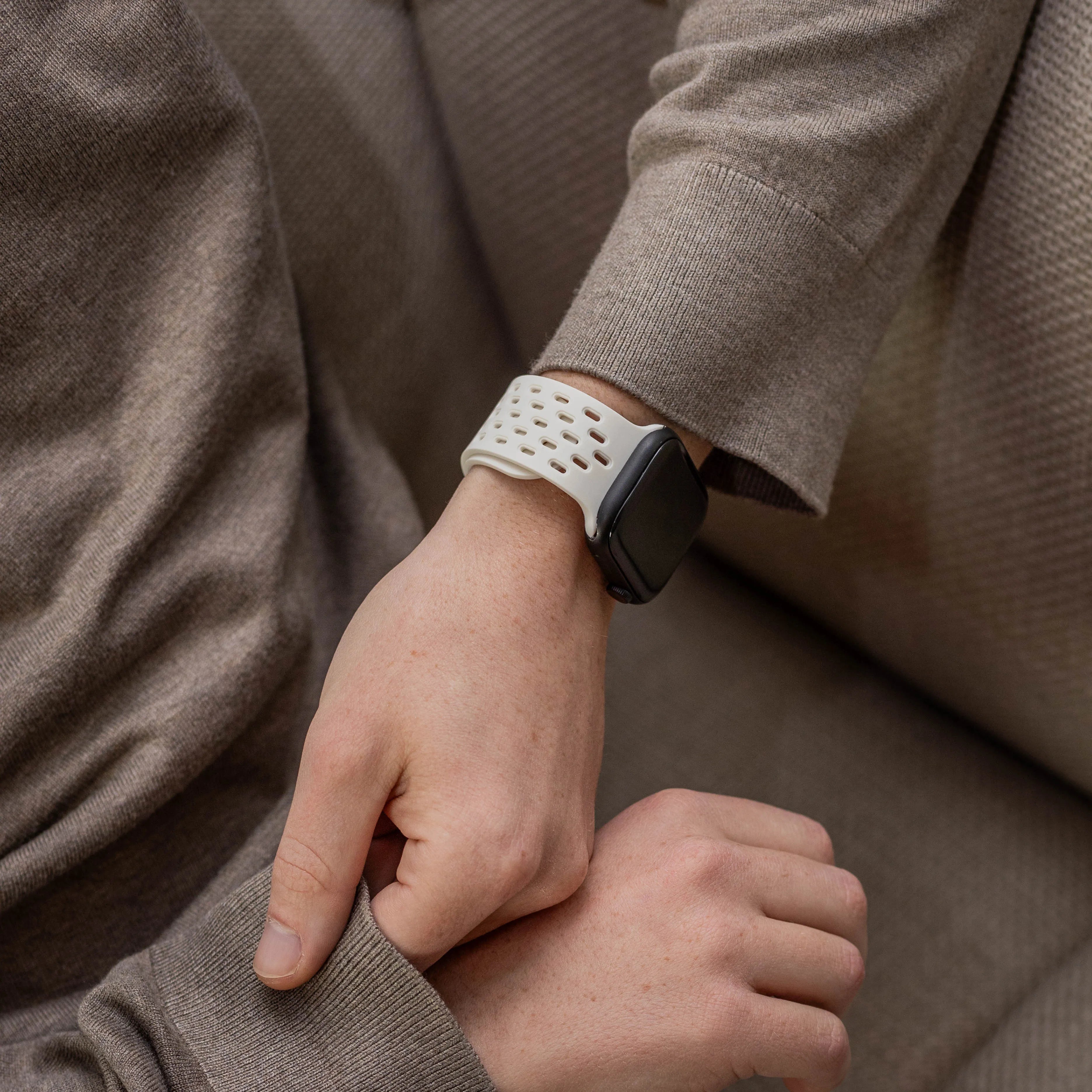 Apple Watch Silikonarmband mit P-Schnalle (Weiß)