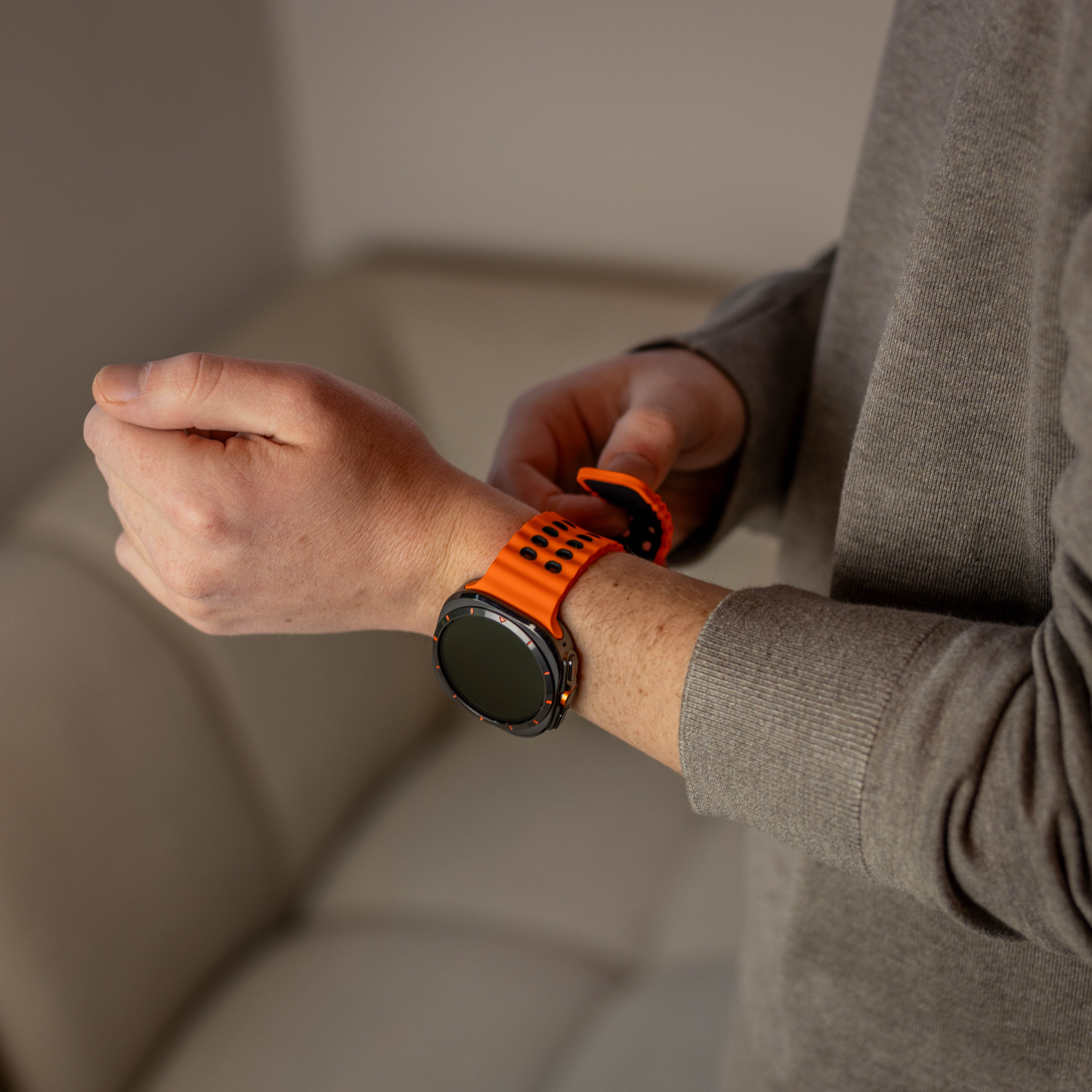 Samsung Galaxy Watch Ultra 2 Wave Silikonarmband Duo (Orange/Schwarz)