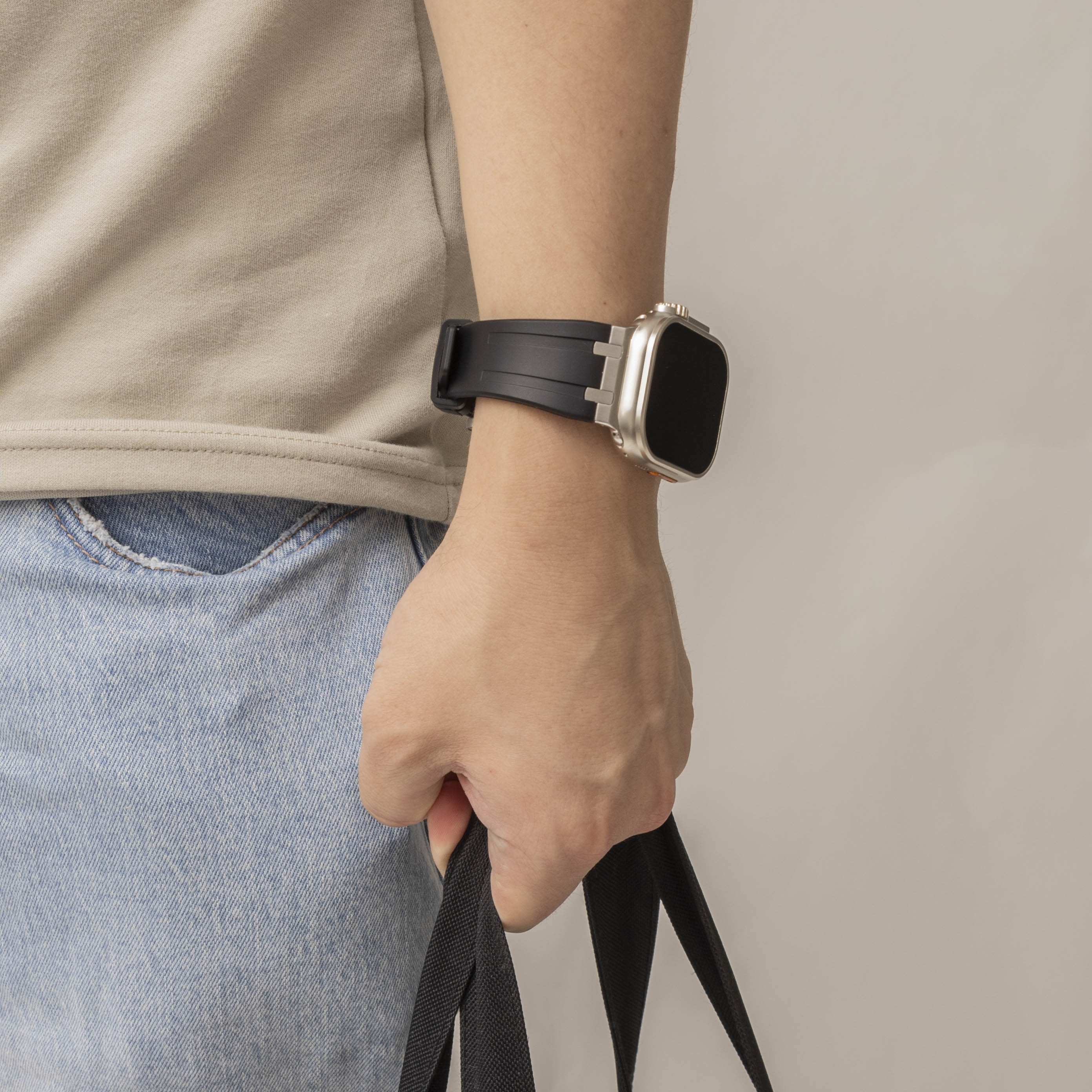 Bandz Apple Watch Ultra Silikonarmband Luxus Liquid (Schwarz mit Silber)