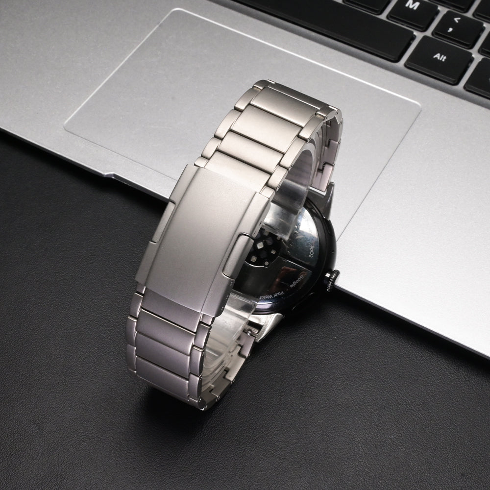 Google Pixel Watch 4 - 45mm Titanium Strap (Silver)