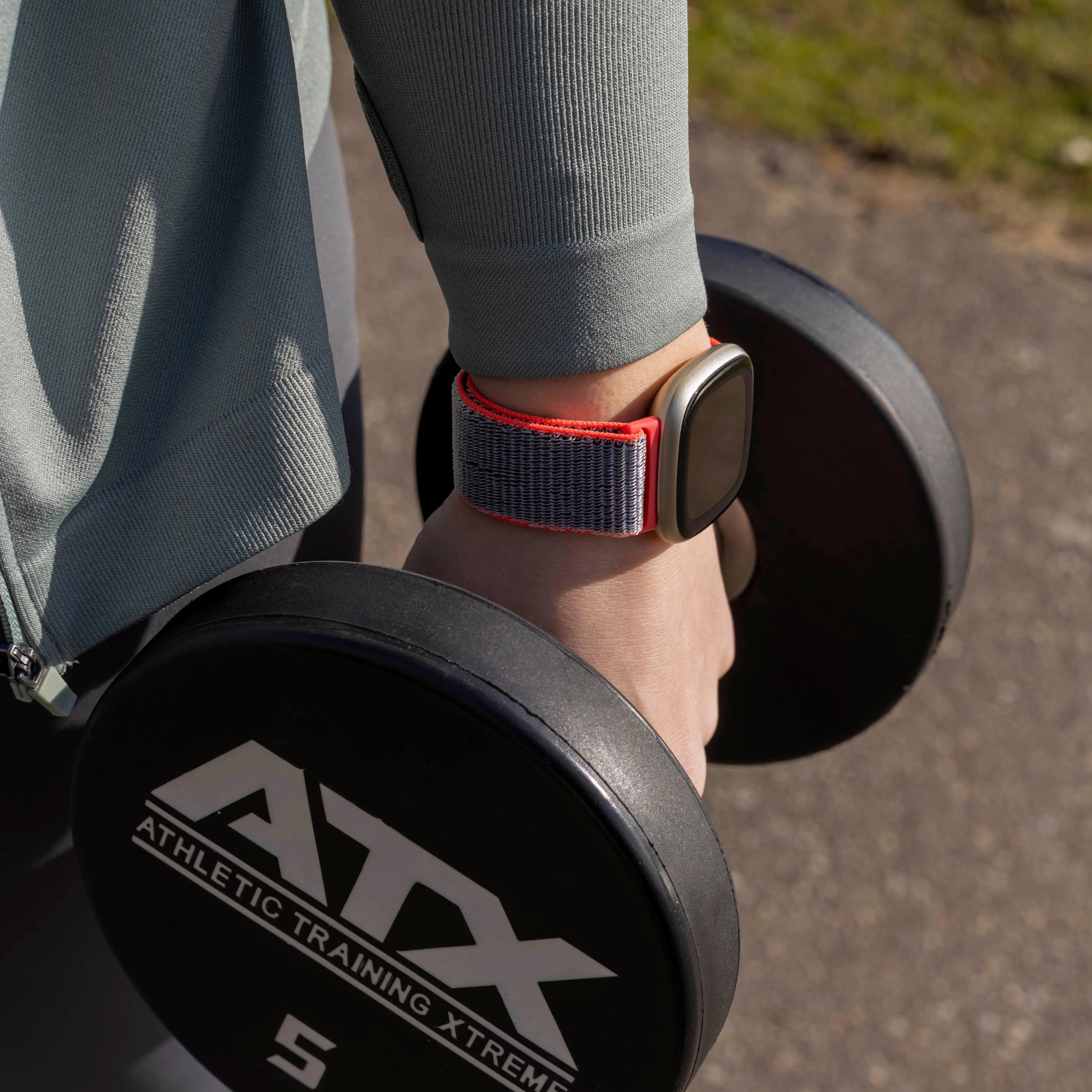 Fitbit Versa 3 Nylonarmband (Helles Pulver)
