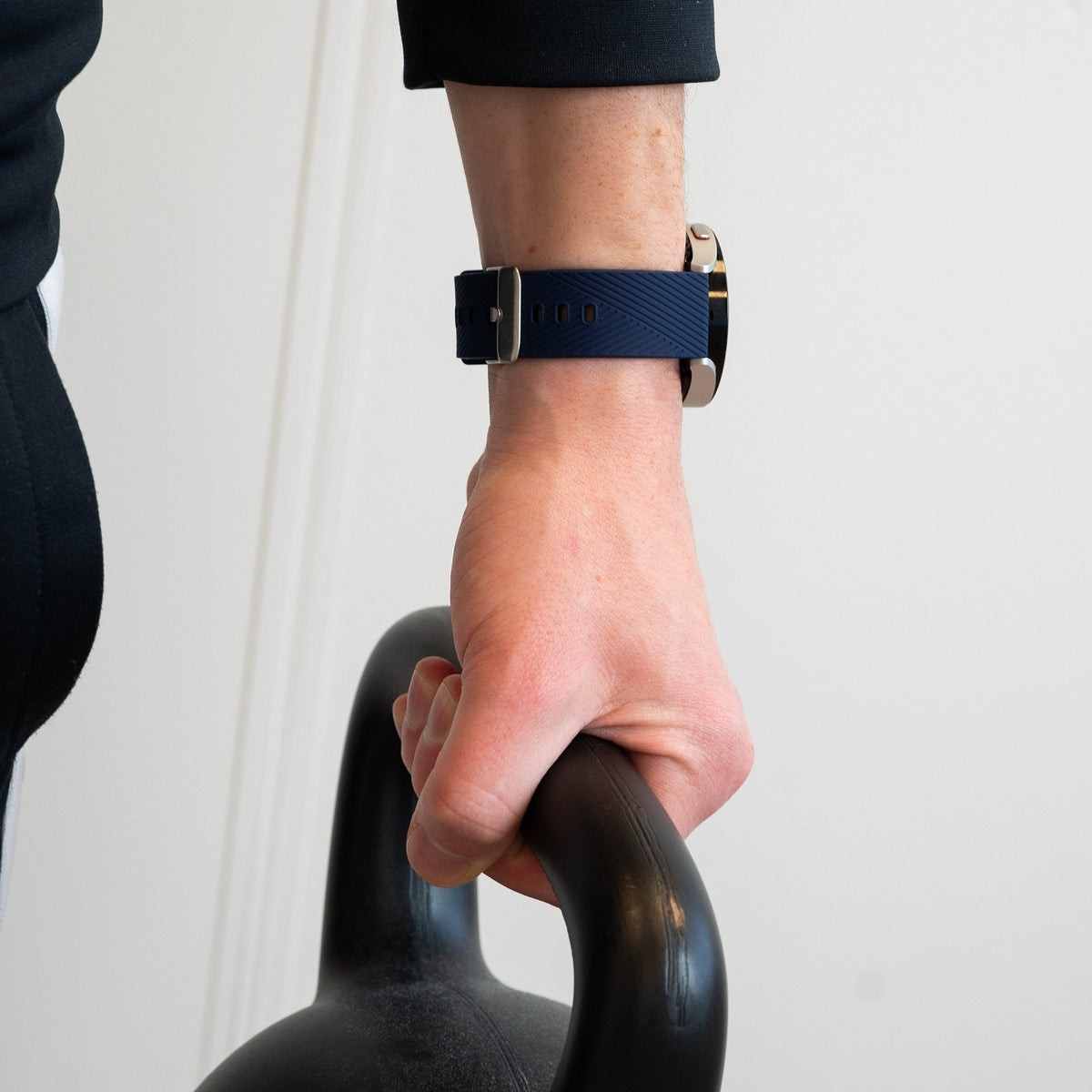 Silicone Strap 'Deluxe', dark blue, lifestyle photo