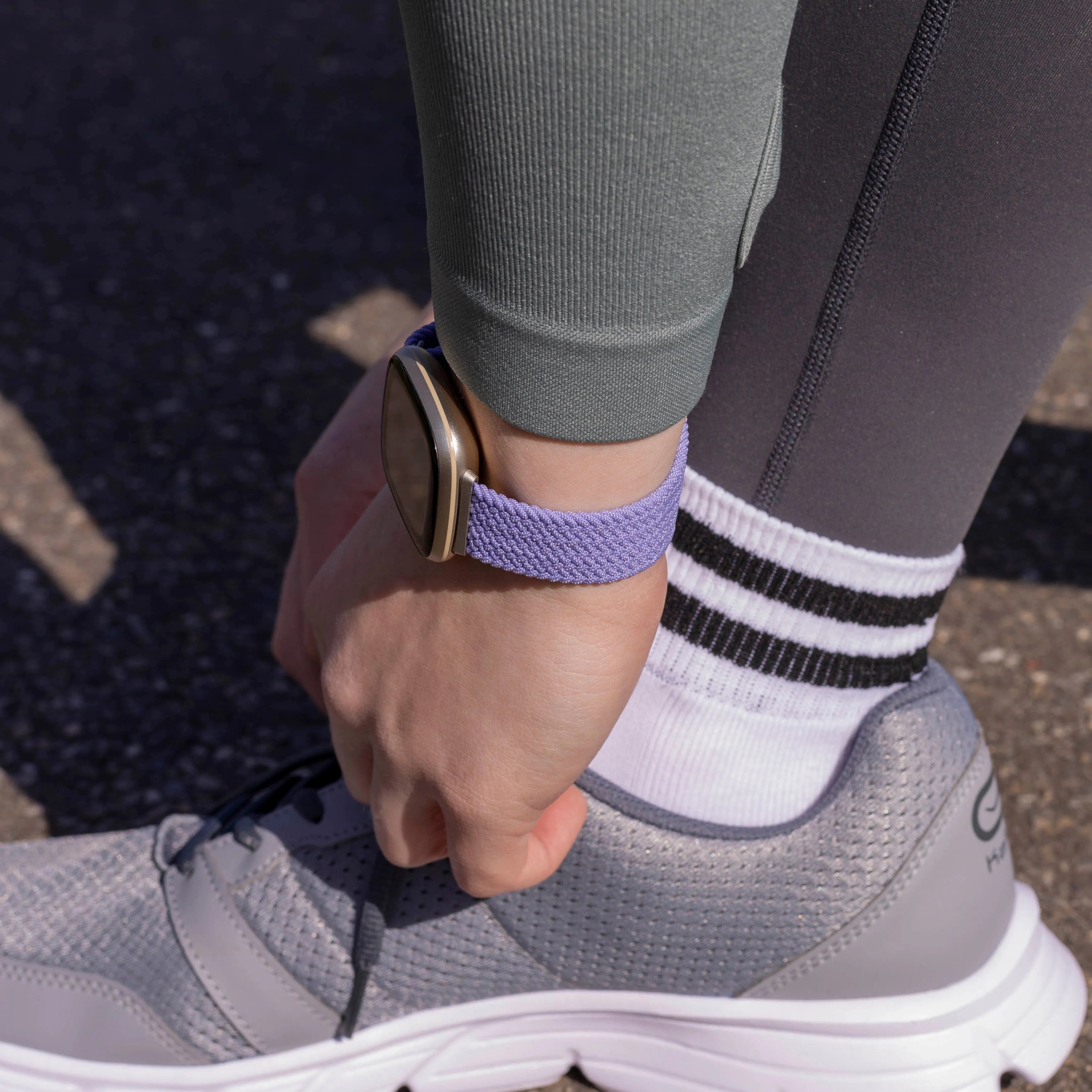Fitbit Sense verstellbares geflochtenes Armband (Lila)