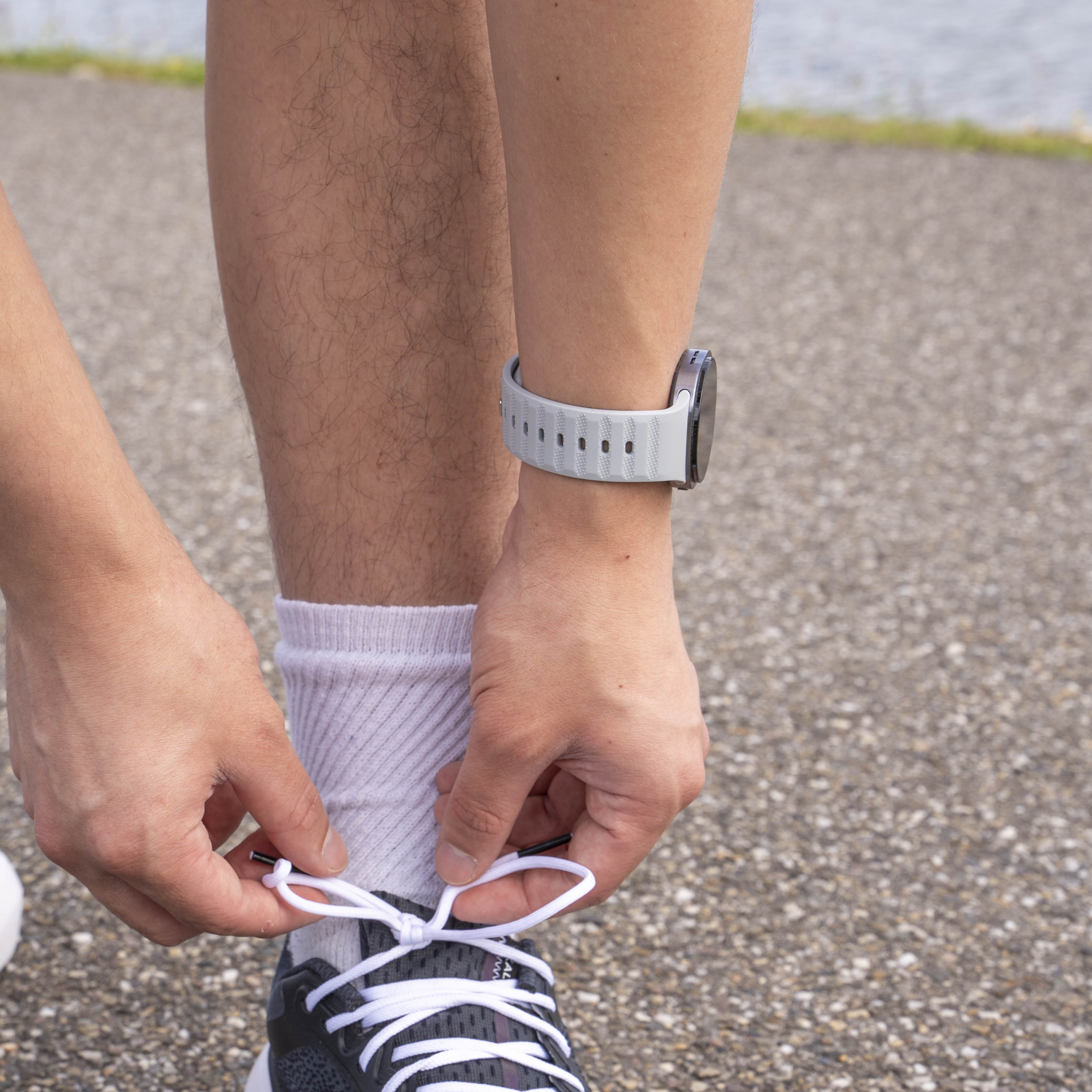 Samsung Galaxy Watch 9 - 40mm Outdoor Silicone Strap (Grey)