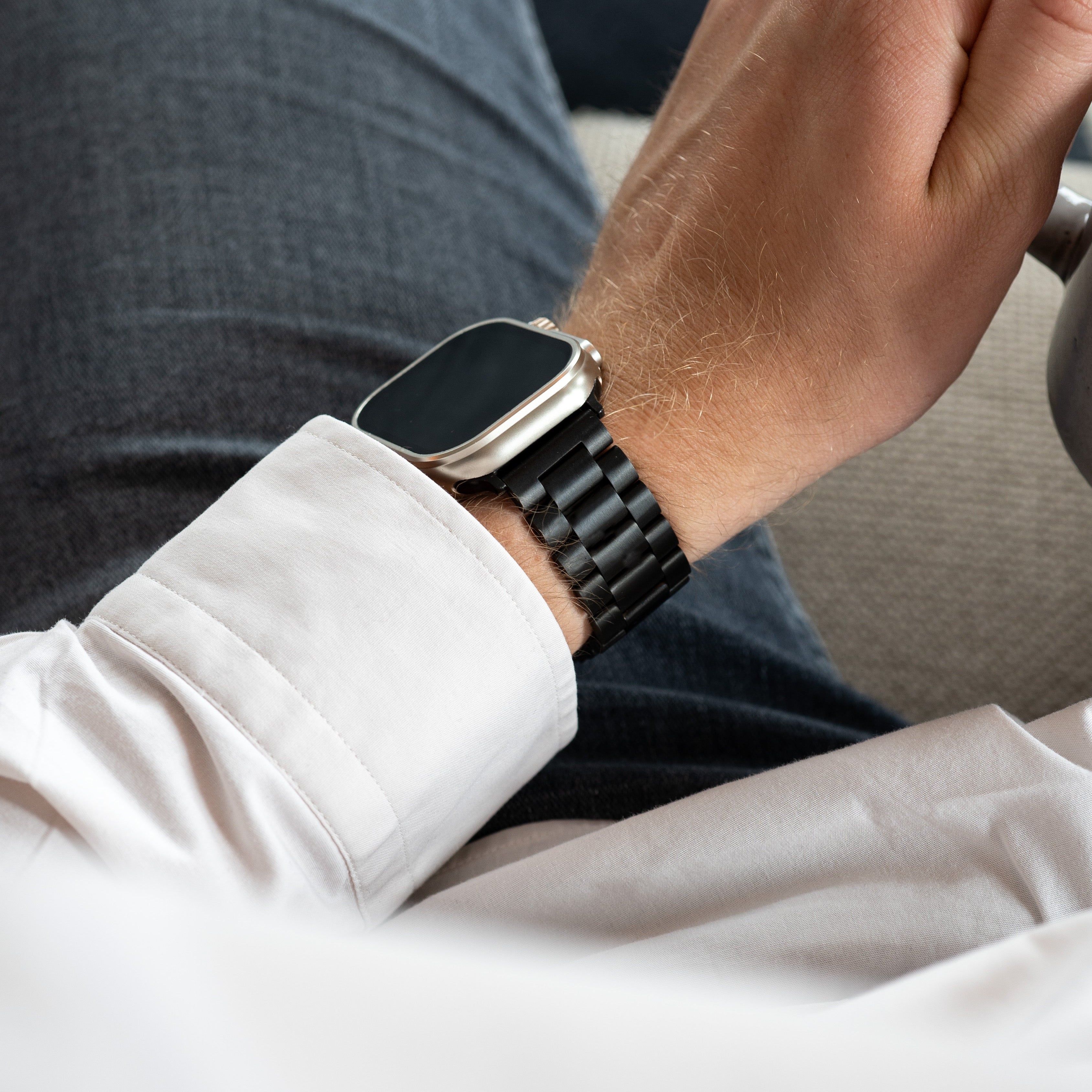 Apple Watch Titanium Strap (Black)