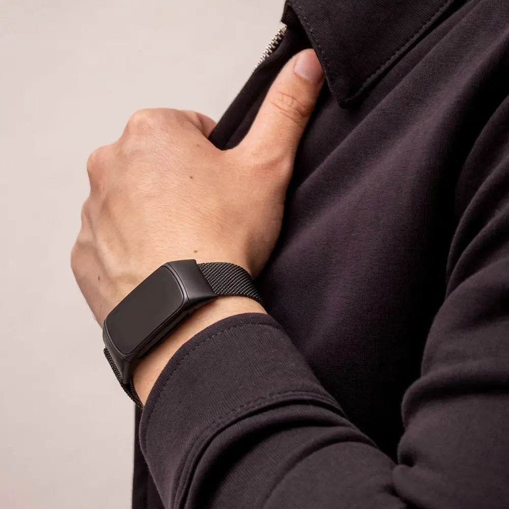 Fitbit Charge 5 Milanese-Armband (Schwarz)