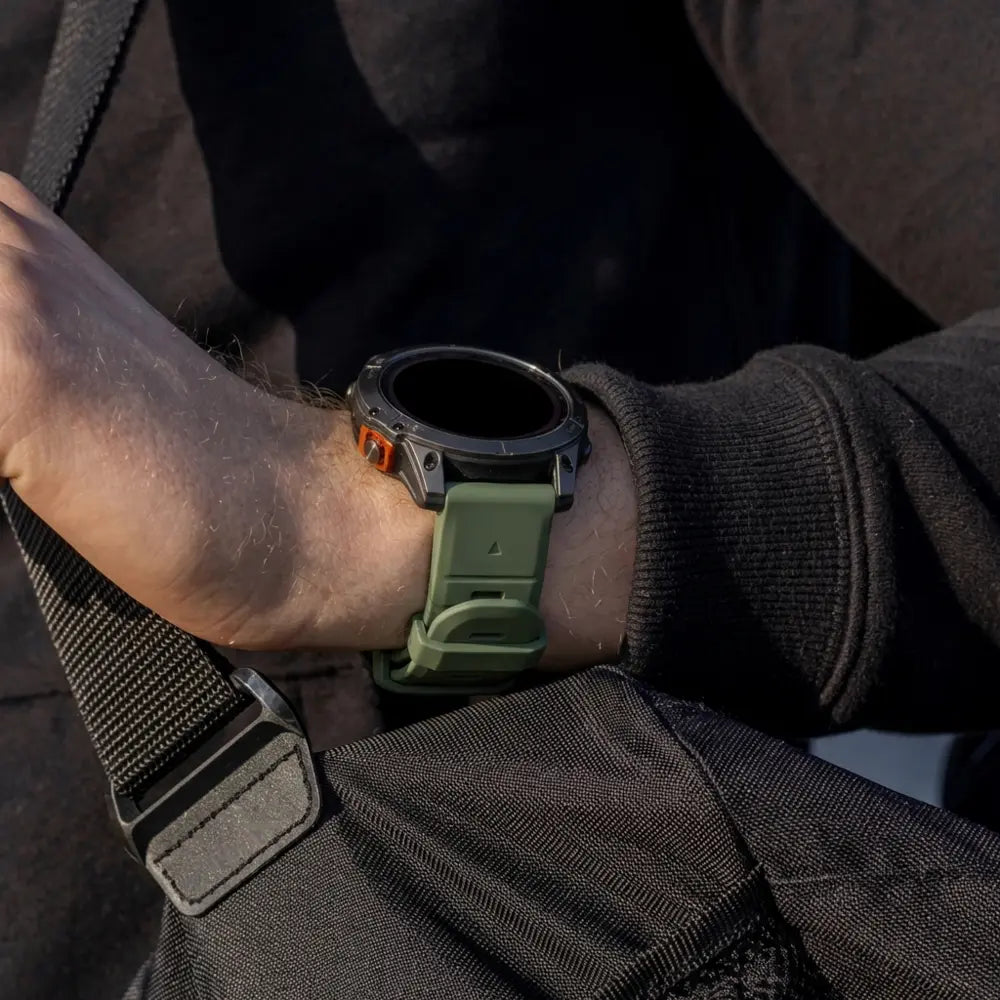 Garmin Quatix 5 / 6 / 7 Buckled Sport Strap (Olive Green/Black)
