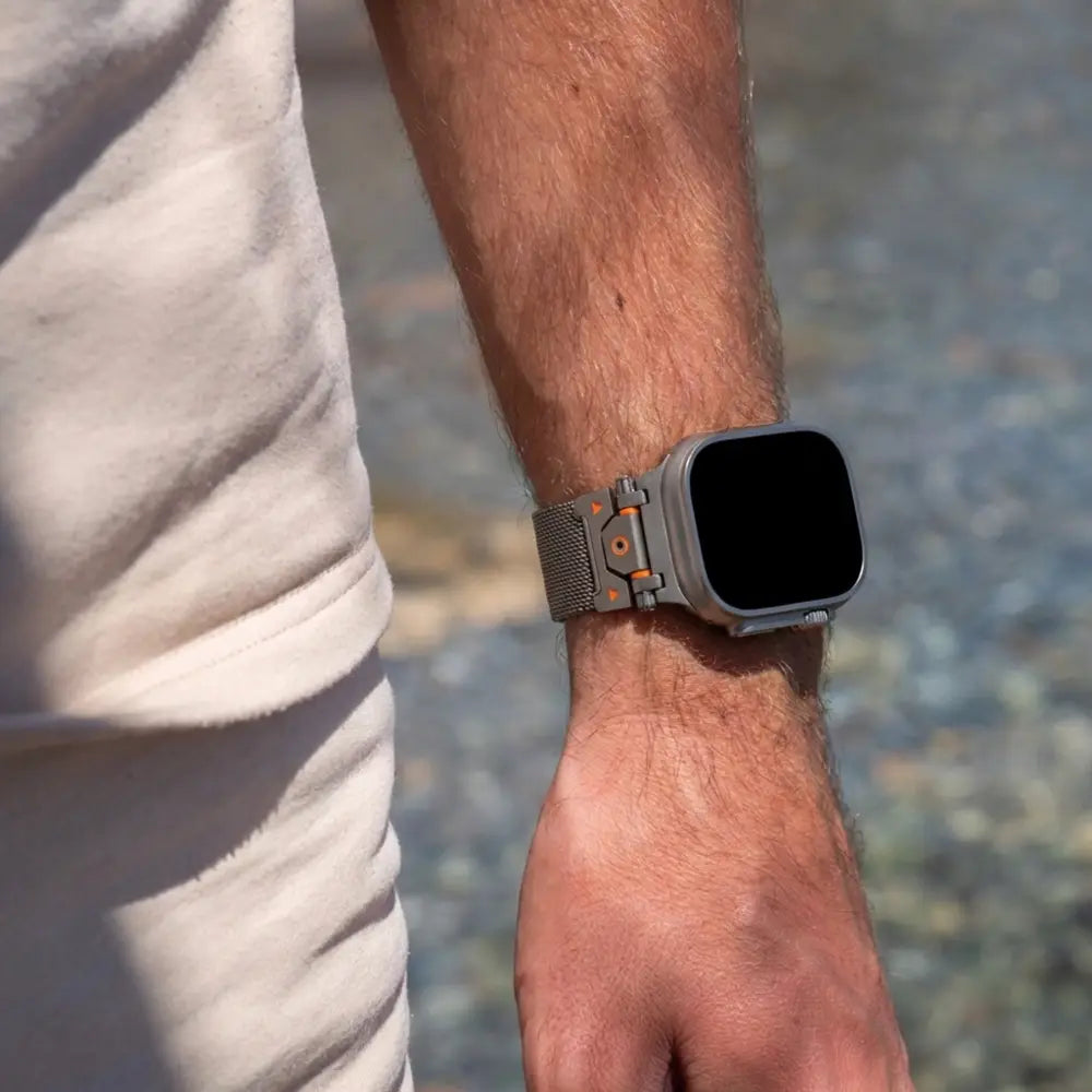 Bandz Apple Watch rugged Milanese loop band (titanium grijs)