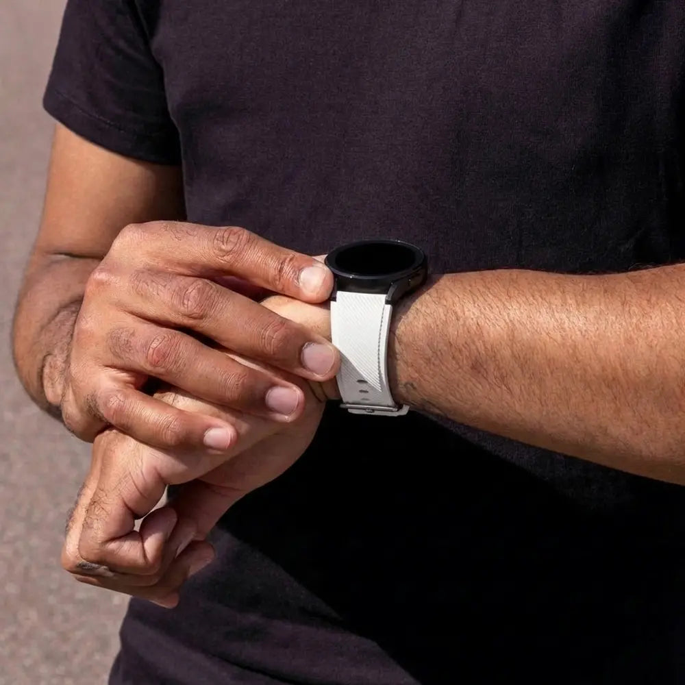 Samsung Galaxy Watch 4 44mm Silicone Strap with Buckle (White)