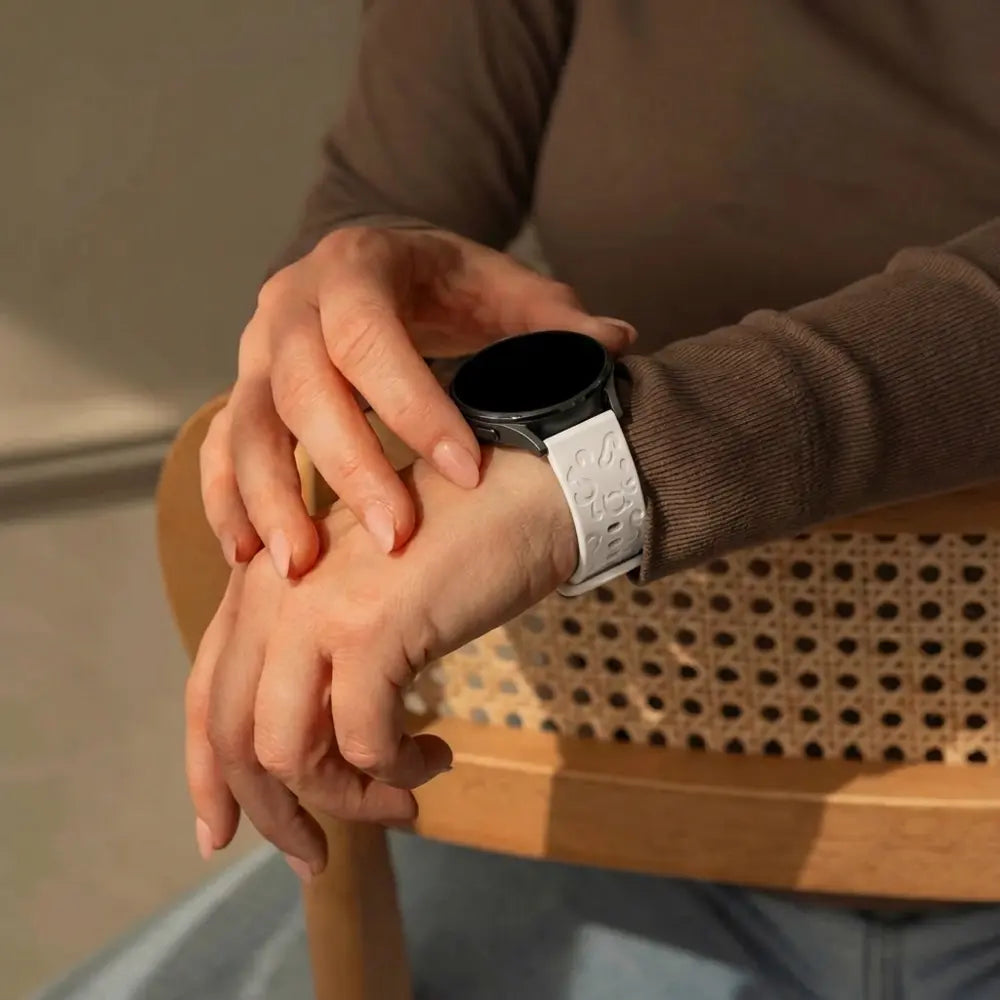 Bandz Garmin Vivoactive 6 siliconen band 'Leopard' (sterrenlicht)