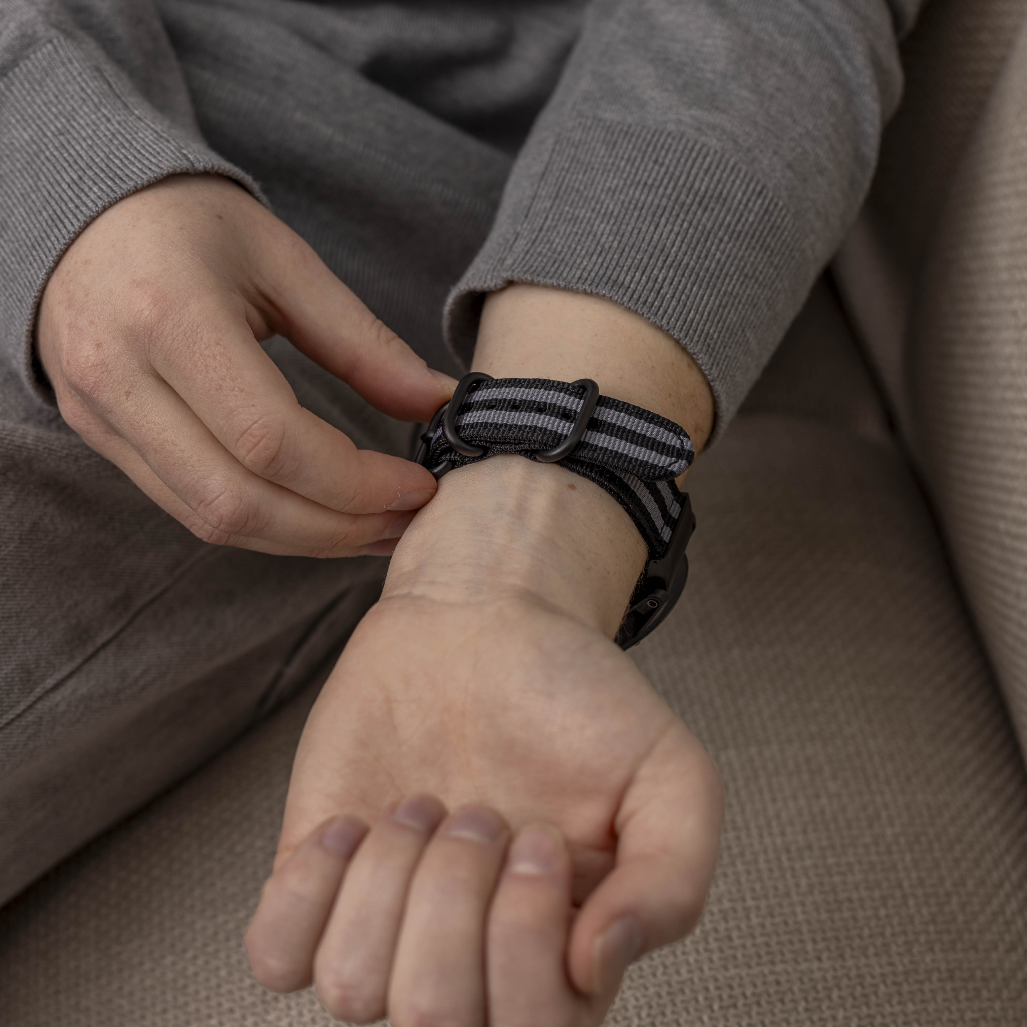 Garmin Fenix 8 - 51mm Nylon Buckle Strap (Black/Gray)