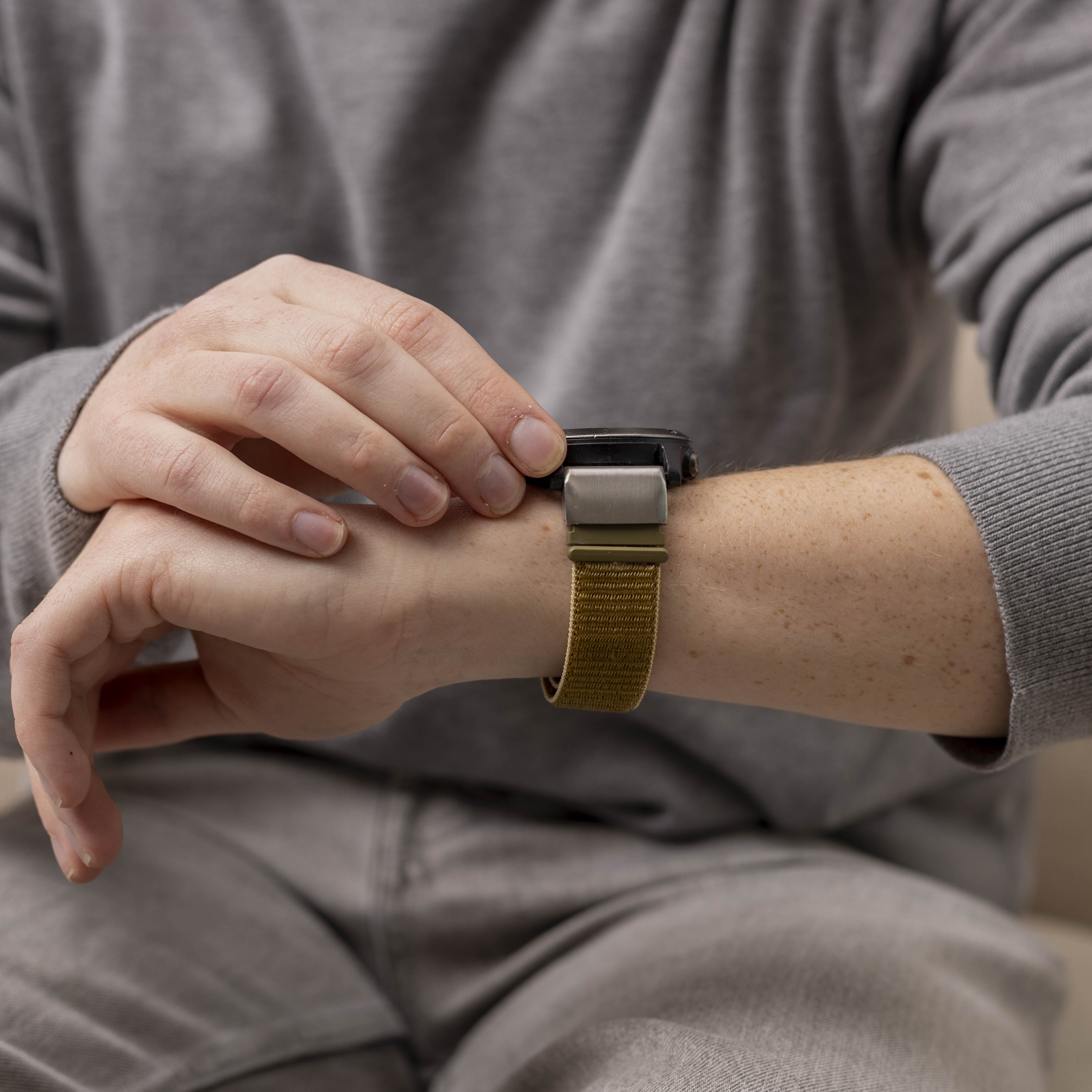 Garmin Fenix 7x Nylonarmband (Olivgrün)